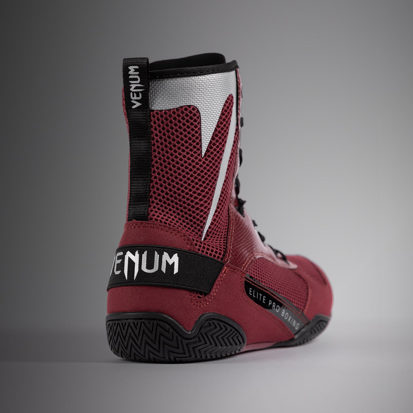 Venum Elite 拳击鞋 – 酒红色/银灰色