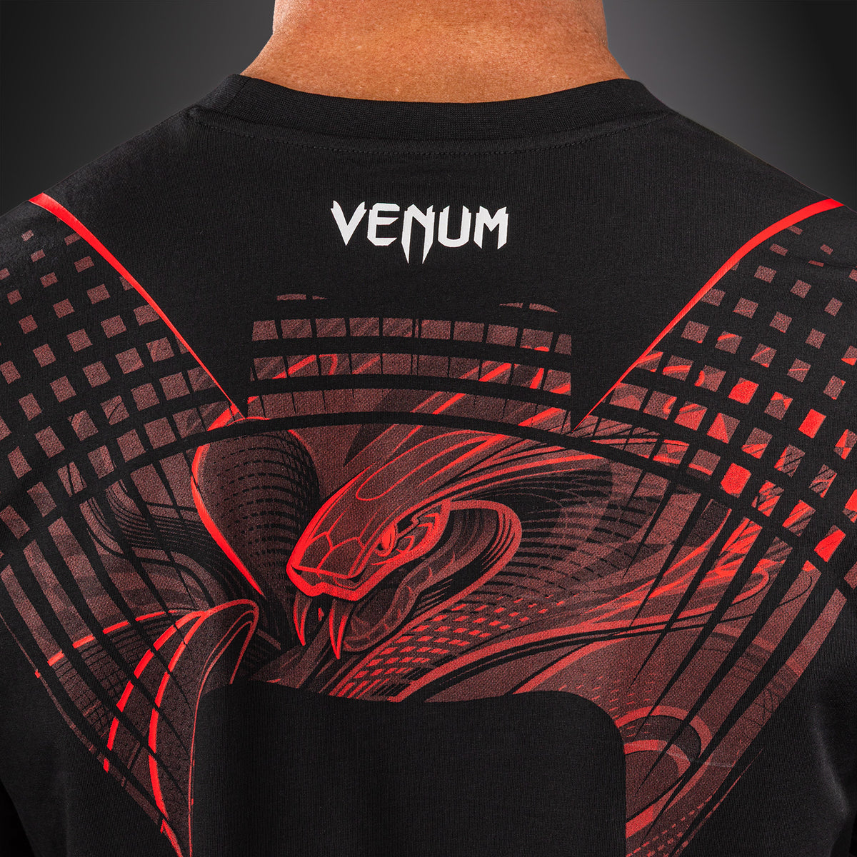 Venum Crimson Viper 2.0 T恤 - 黑色/红色