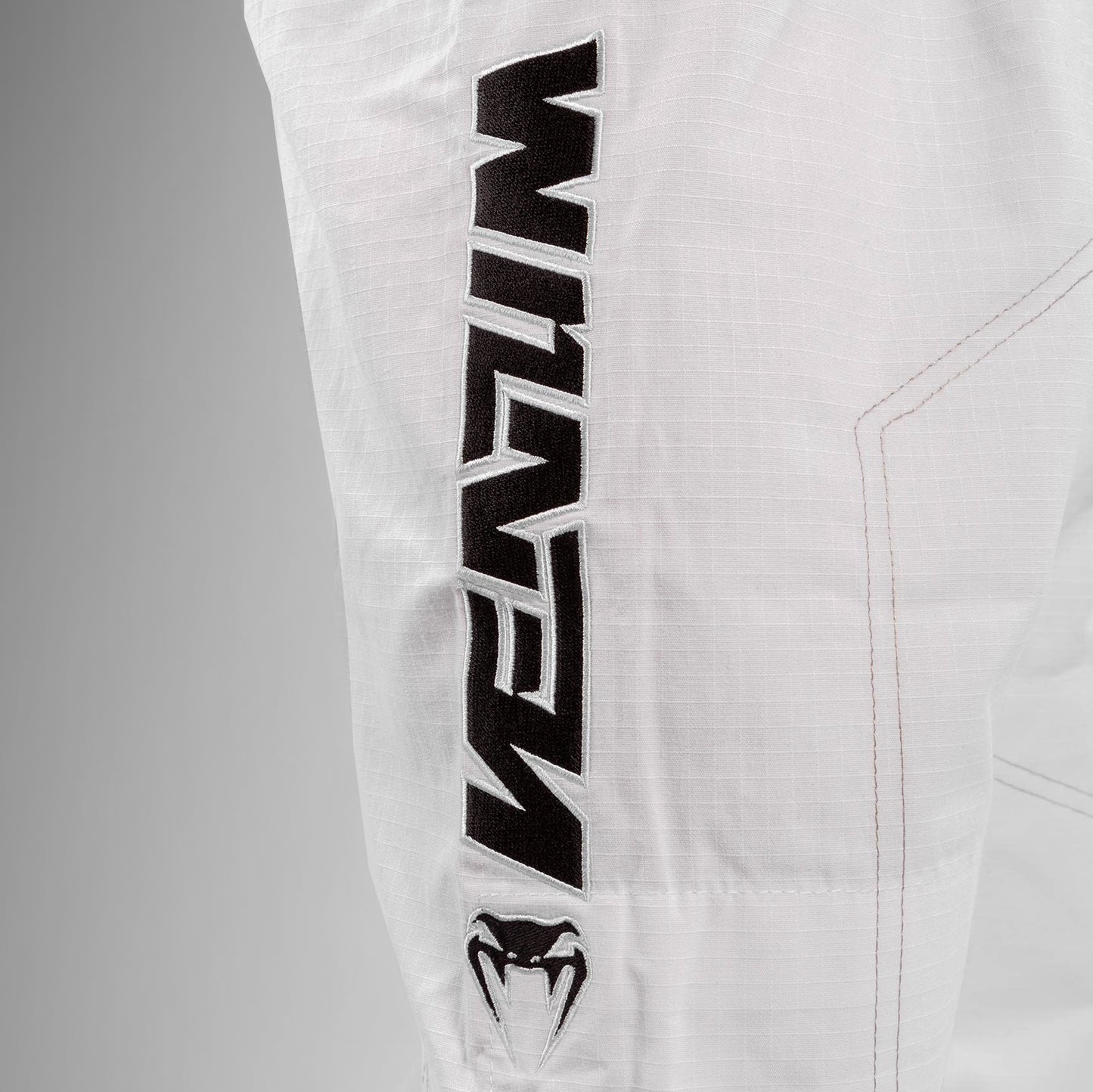 Venum Elite 3.0 柔术服 – 白色