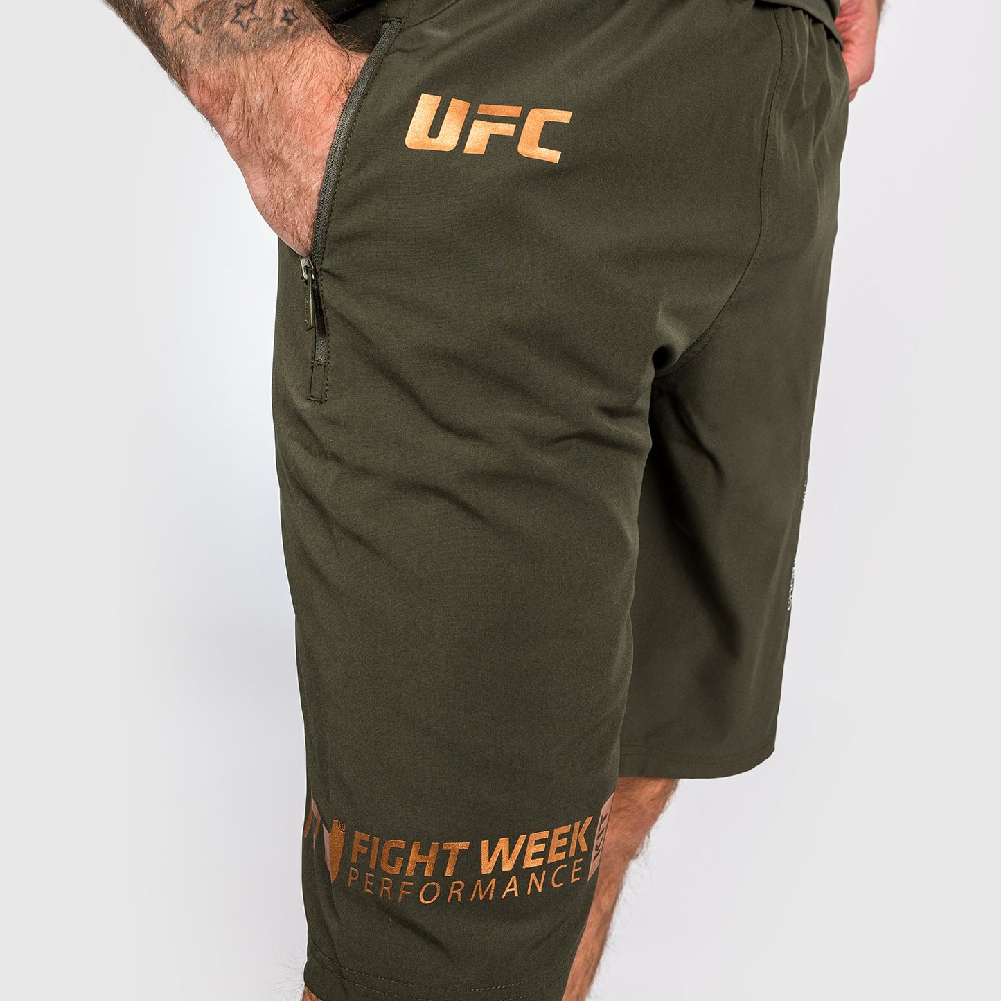 UFC Adrenaline by Venum Fight Week 男士训练短裤 – 卡其色/青铜色