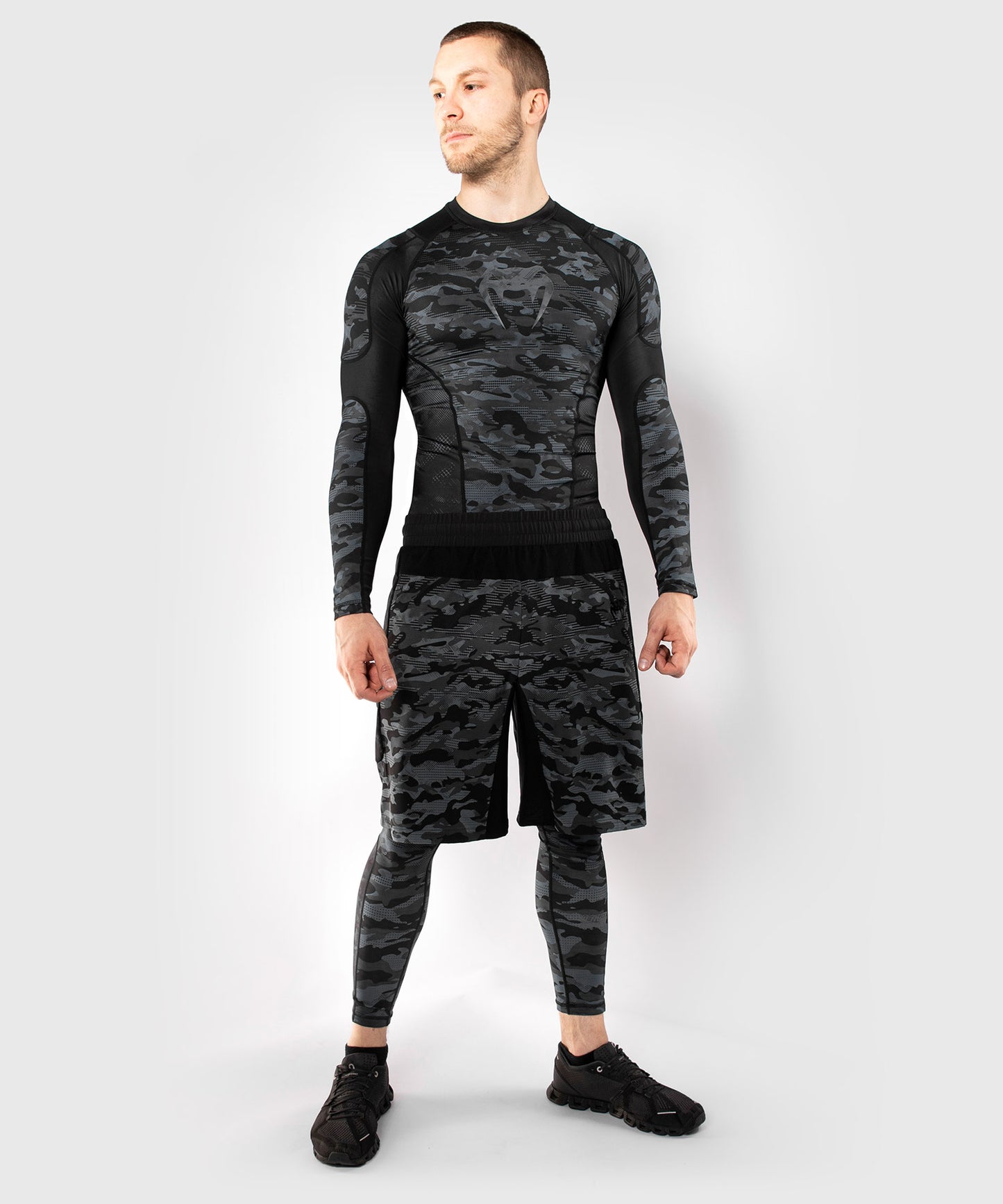 Venum Defender Rashguard - Long Sleeves - Dark camo