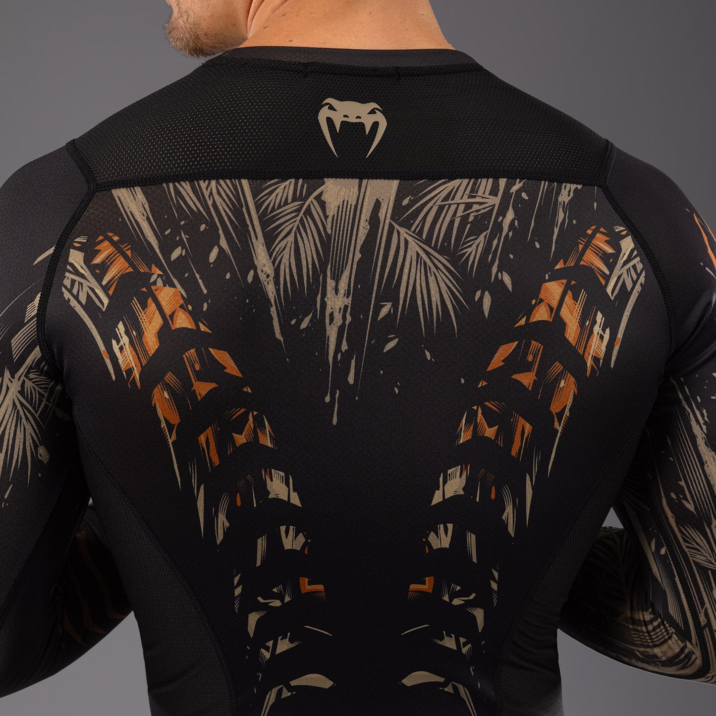 Venum Tiger 男士长袖紧身防磨衣 – 黑色/荧光橙