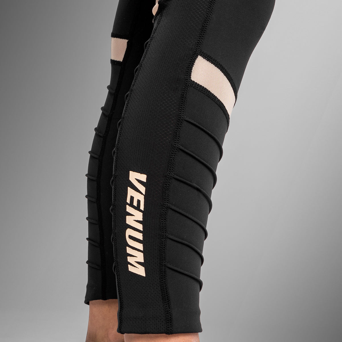 Venum Moto 紧身裤 – 女士款 – 黑色/沙色