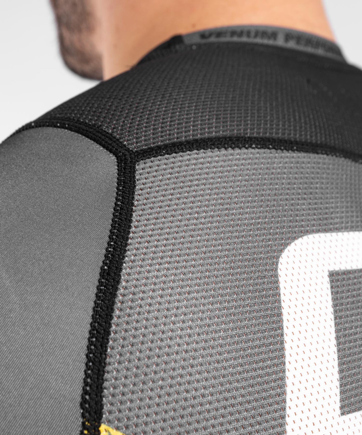 Venum ONE FC Impact Rashguard - long sleeves - Grey/Yellow