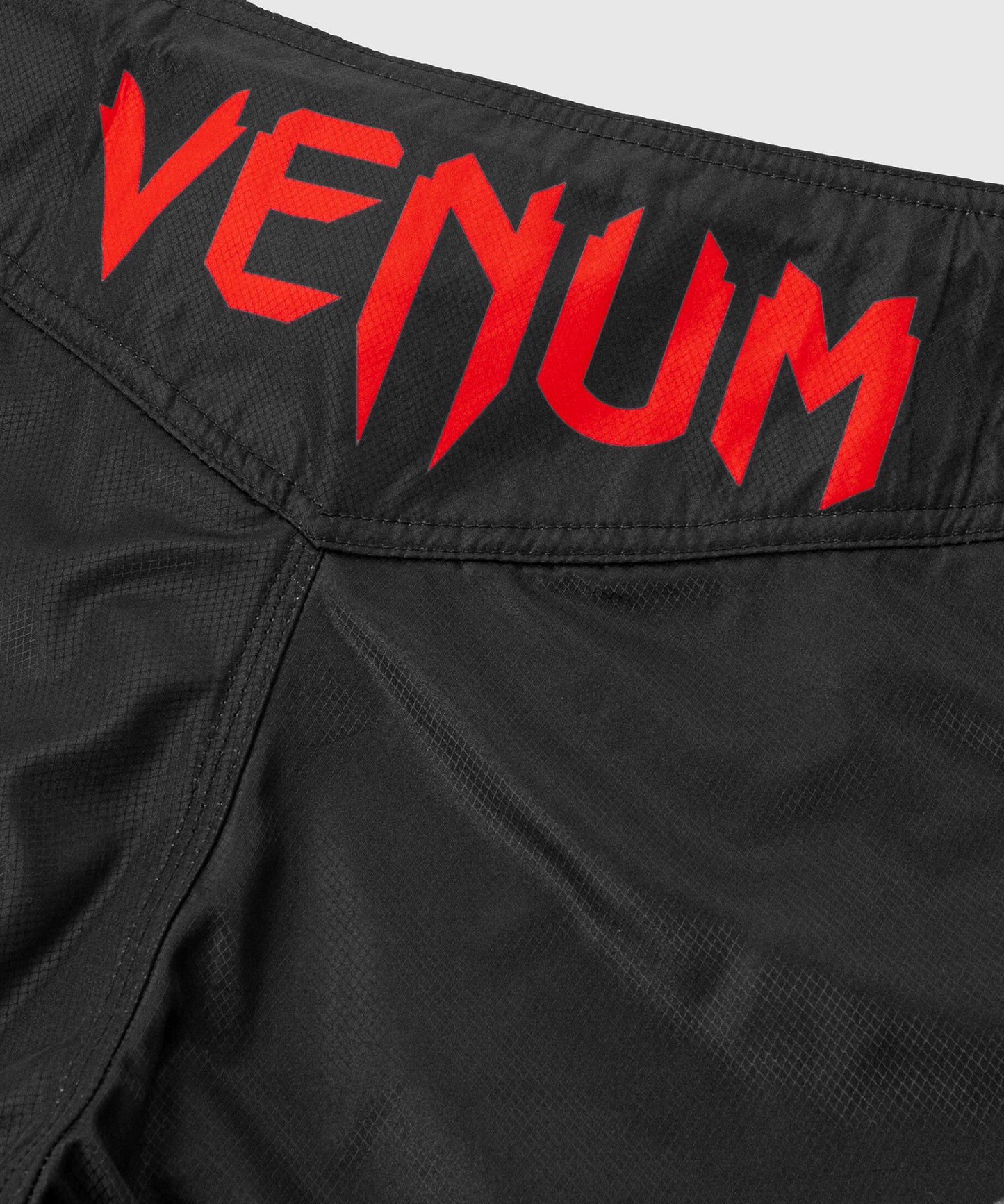 Venum Light 3.0 Fightshorts - Black/Red