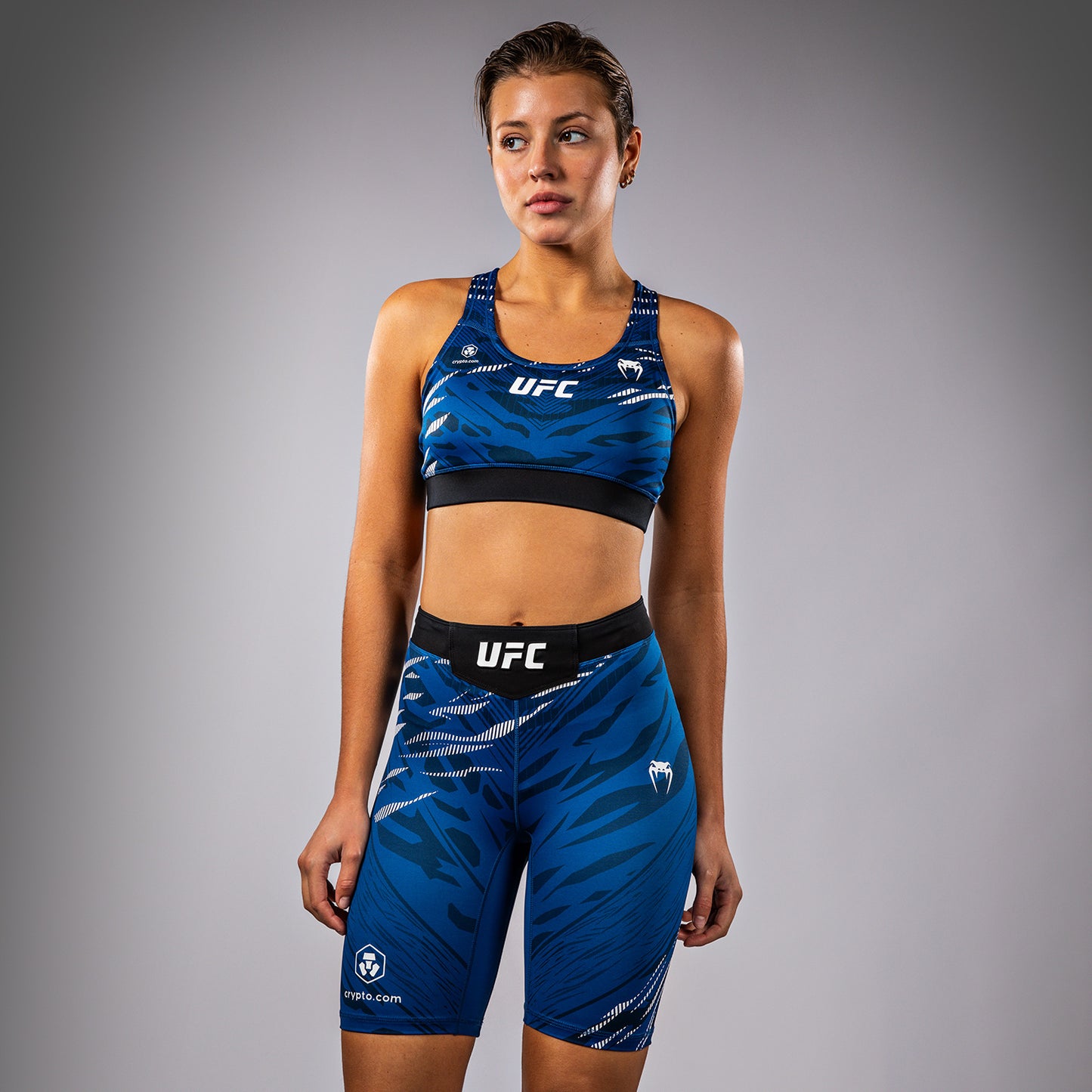 UFC Fusion by Venum Authentic Fight Night 女士运动内衣 – 蓝色