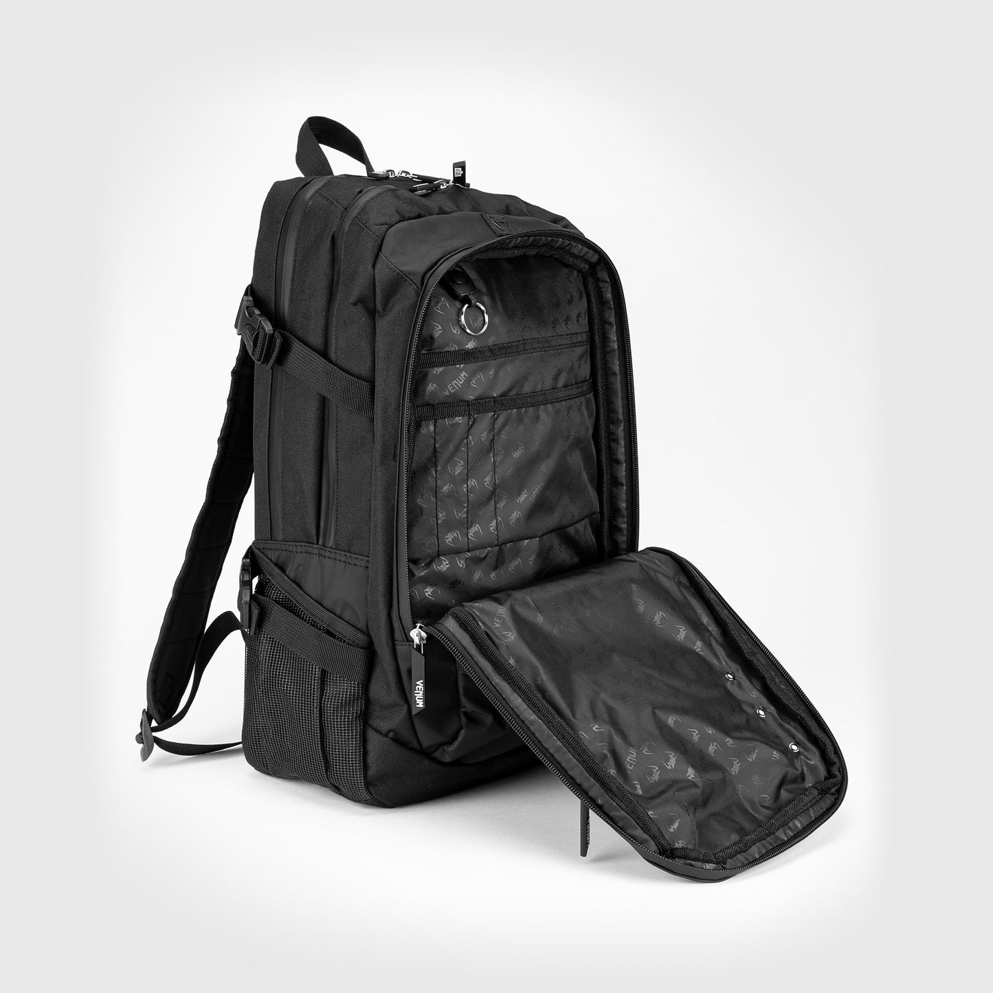 Venum Challenger Pro Evo 背包 (20-25L) – 黑色