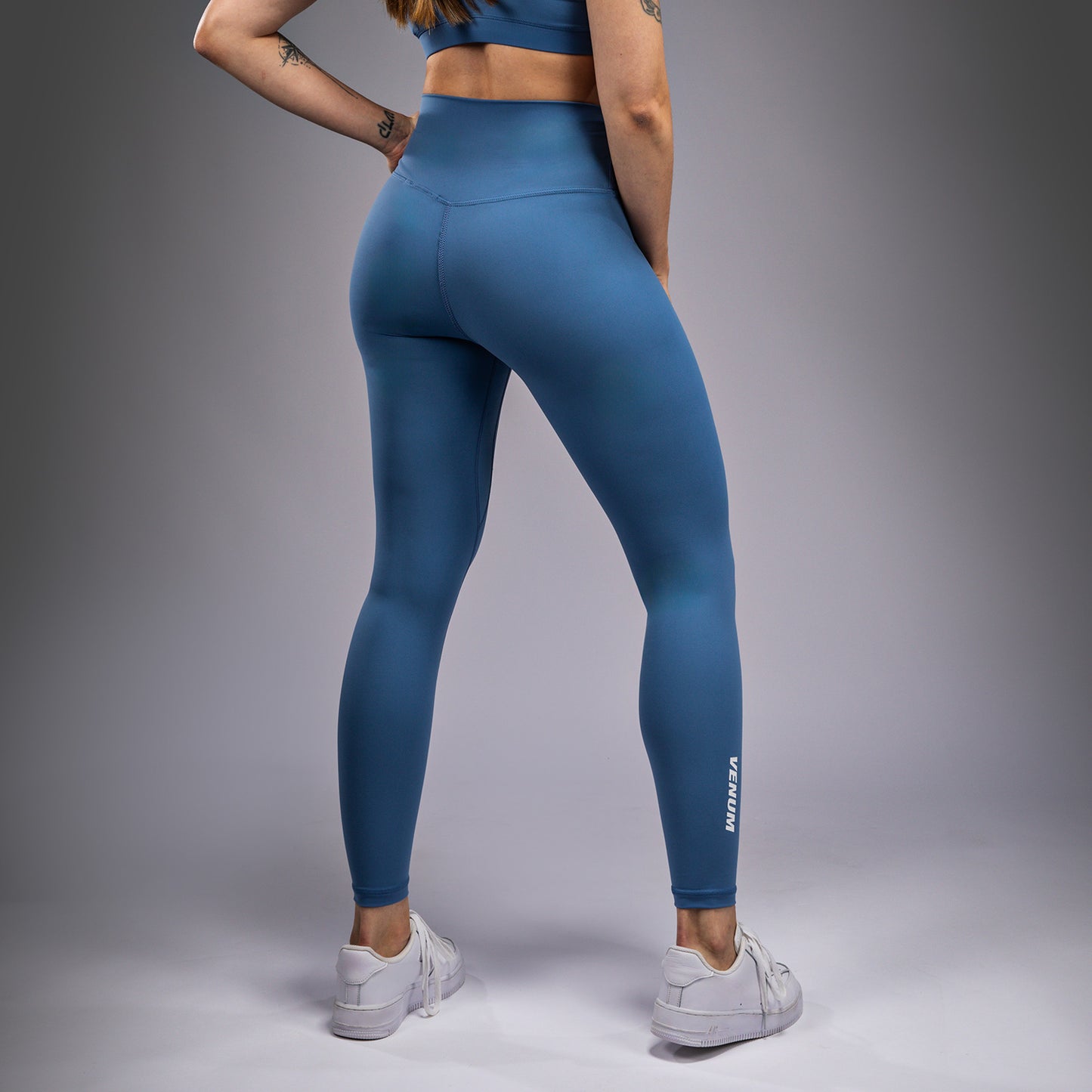 Venum Essential 女士紧身裤 – 风暴蓝