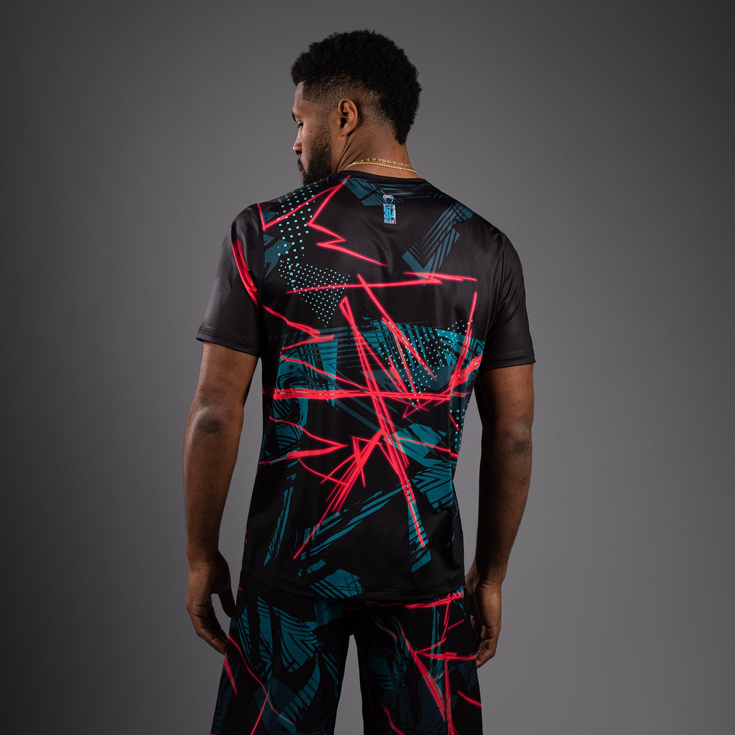 UFC Fusion By Venum Miami Edition 男士 Dry Tech T恤 – 黑色