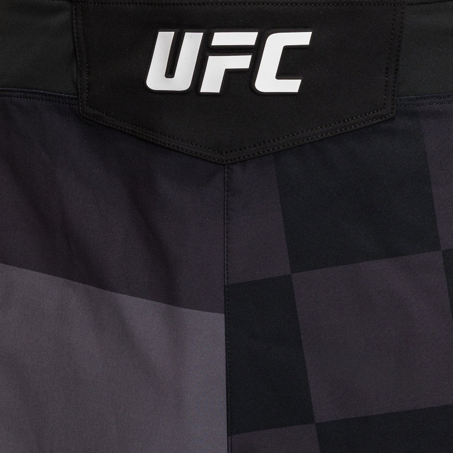 男士Venum UFC Unrivaled Black Stipe Miocic短款格斗短裤