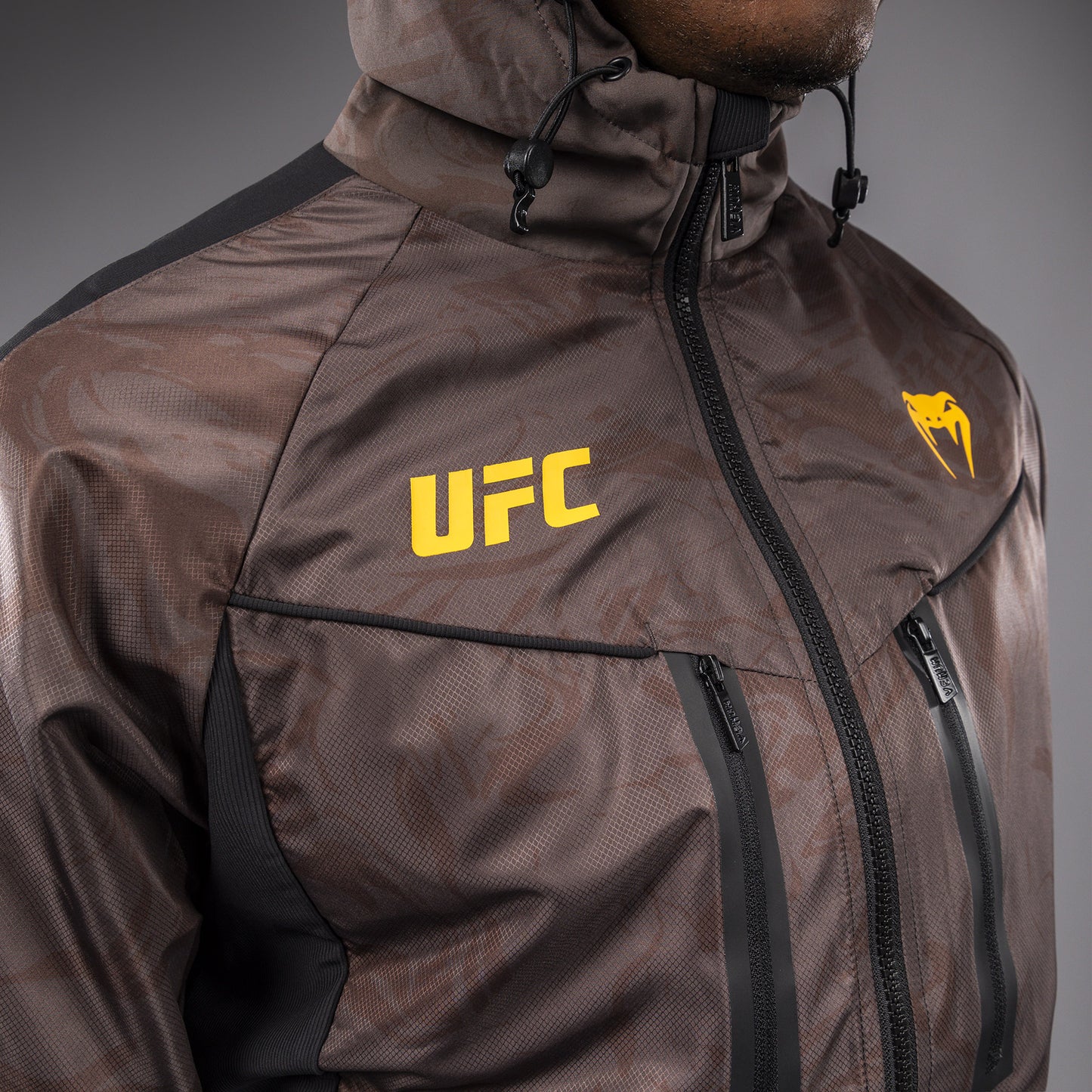UFC Fusion by Venum Fight Week 男士拉链连帽衫 – 驼色