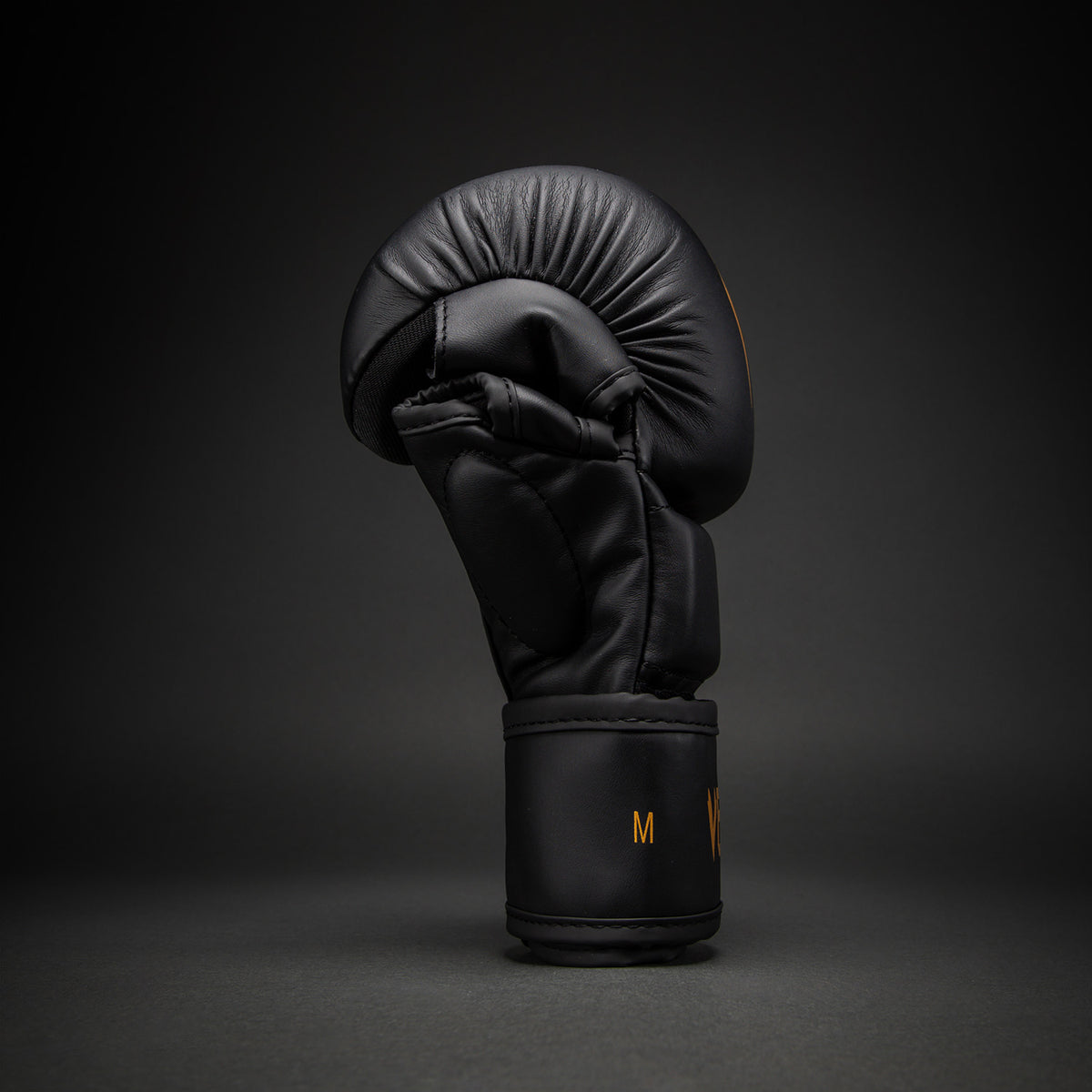 Venum Contender 1.5 对练手套 - 黑色/金色
