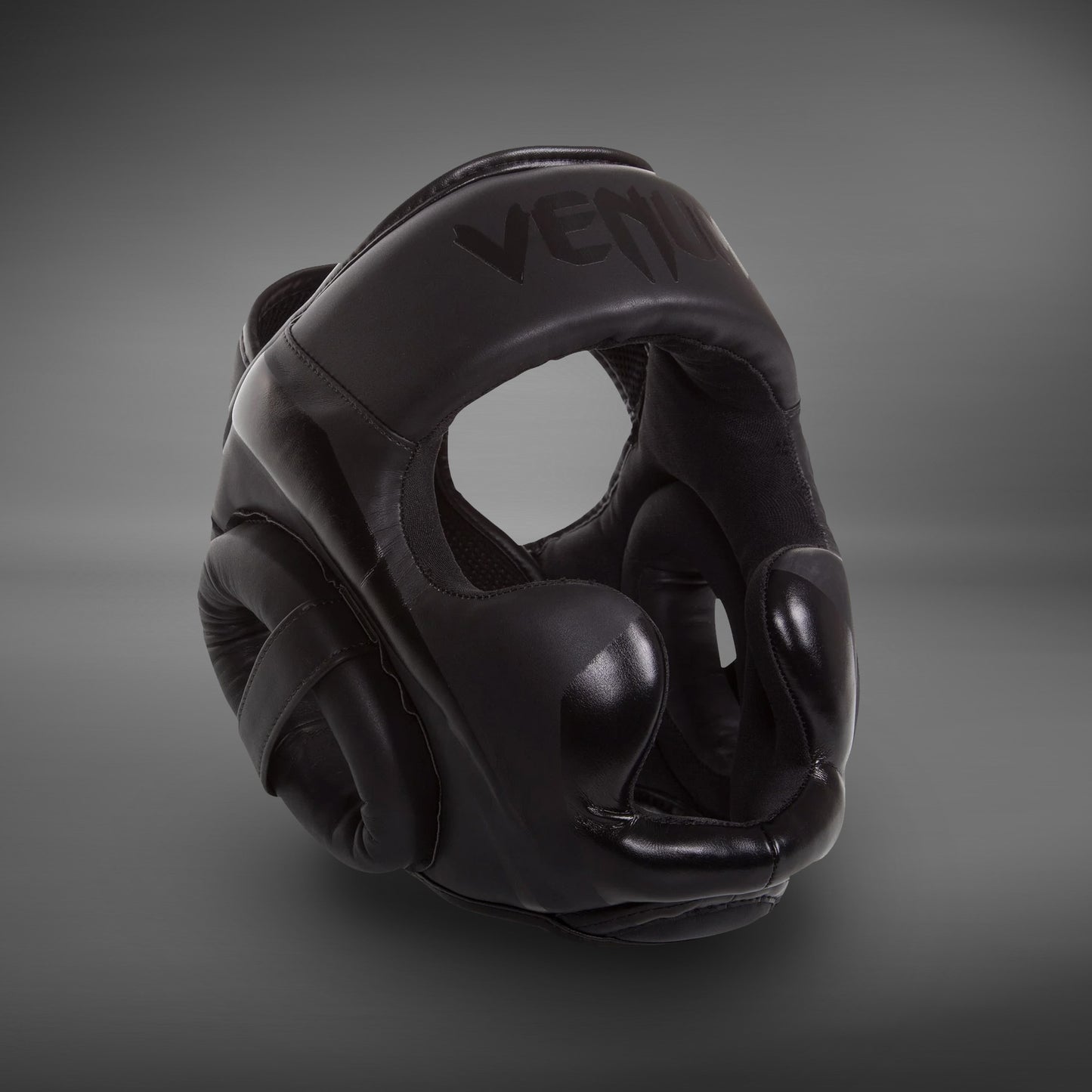 Venum Elite 头盔 - 黑色