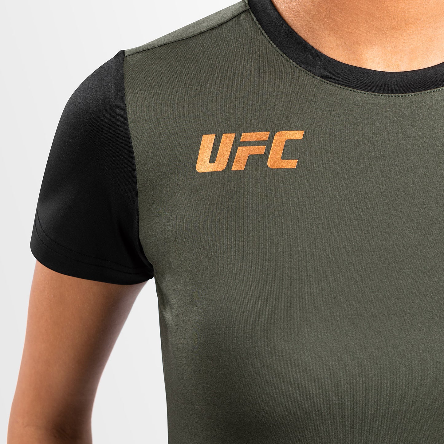 UFC Adrenaline by Venum Fight Week 女士 Dry Tech T恤 – 卡其色/青铜色