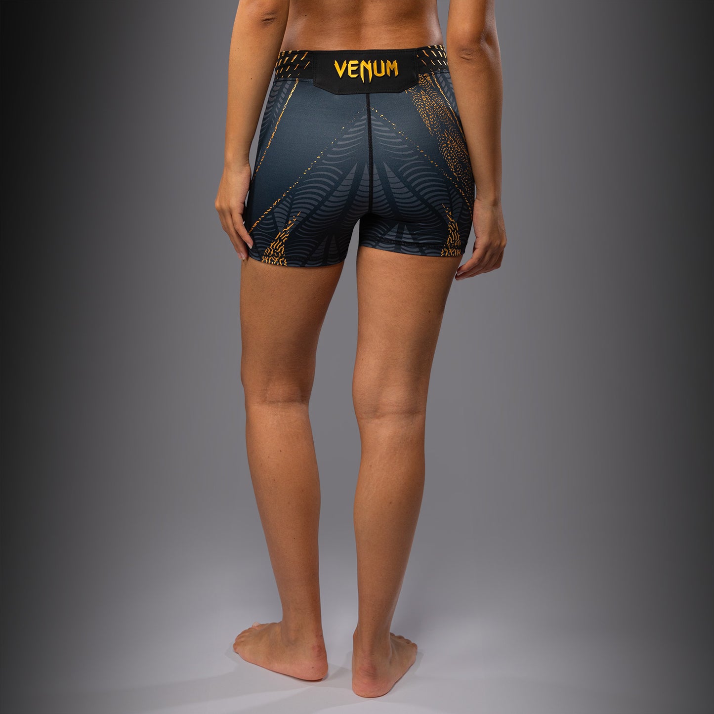 Women's UFC Zenith by Venum Champion 真实短款综合格斗短裤