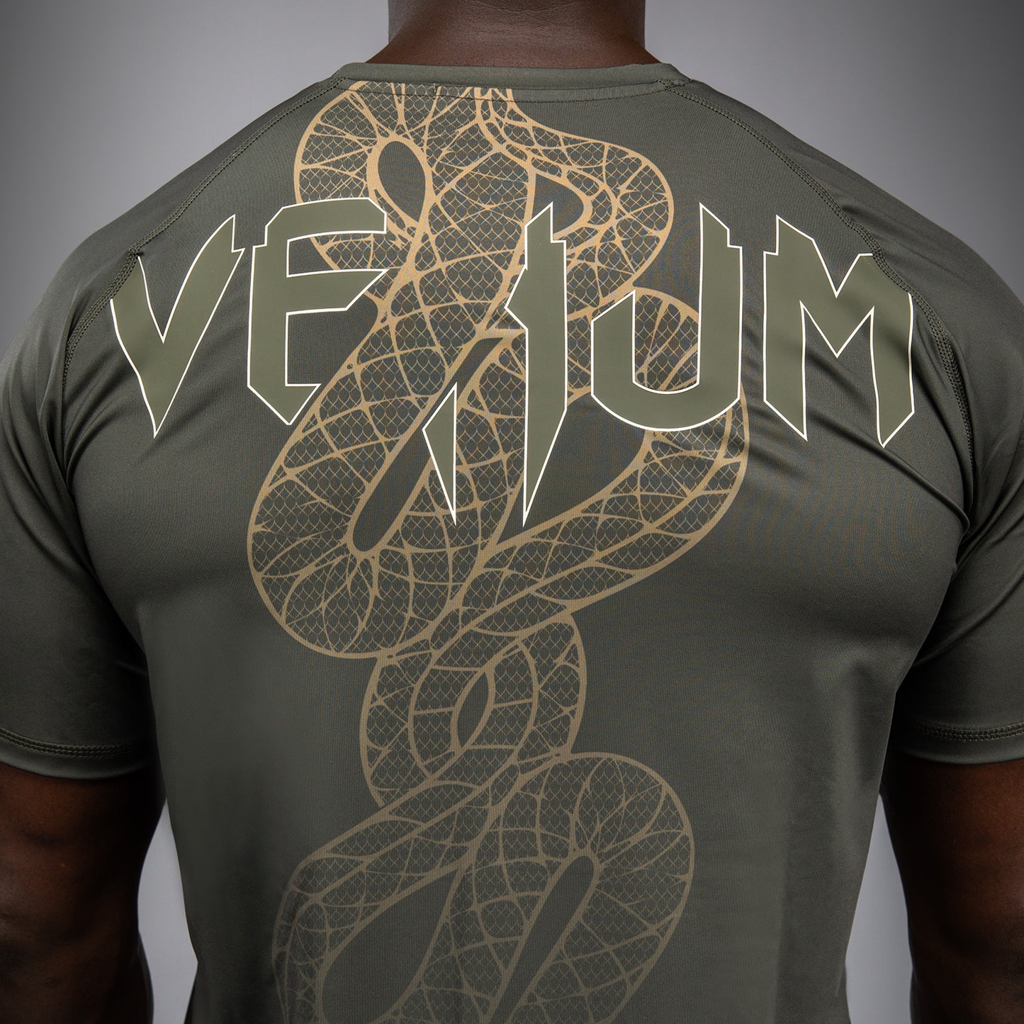 Venum Serpenti Dry Tech T恤 – 卡其色/青铜色/象牙色