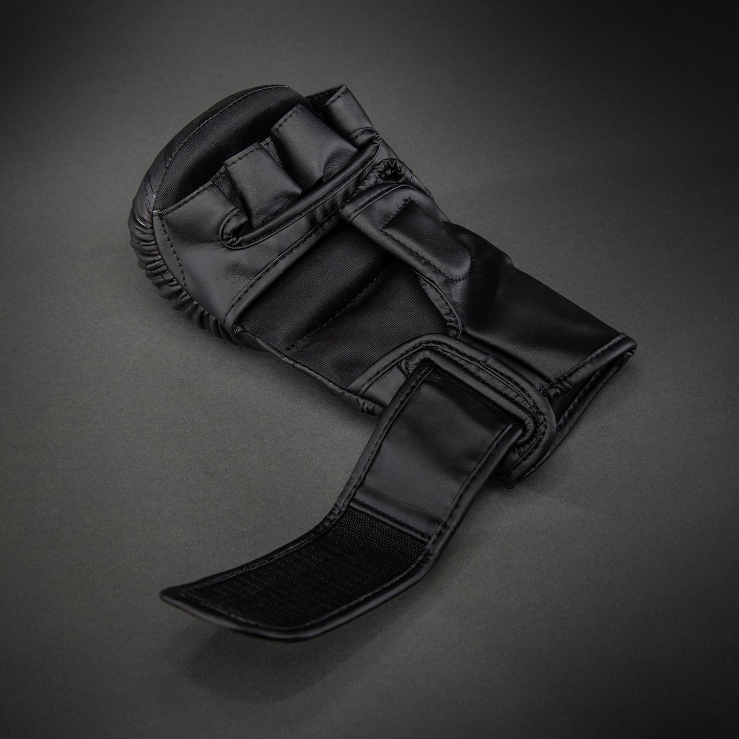 Venum Contender 1.5 XT 3D 实战手套 - 黑色/金色