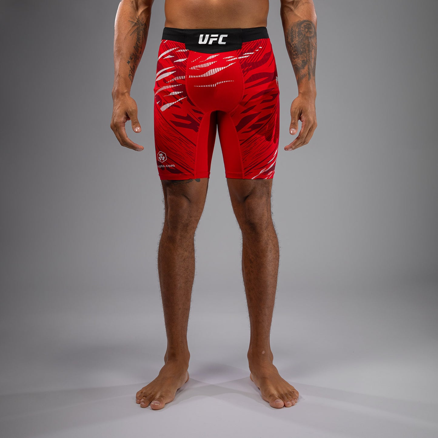 UFC Fusion by Venum Authentic Fight Night 男士综合格斗短裤 – 红色