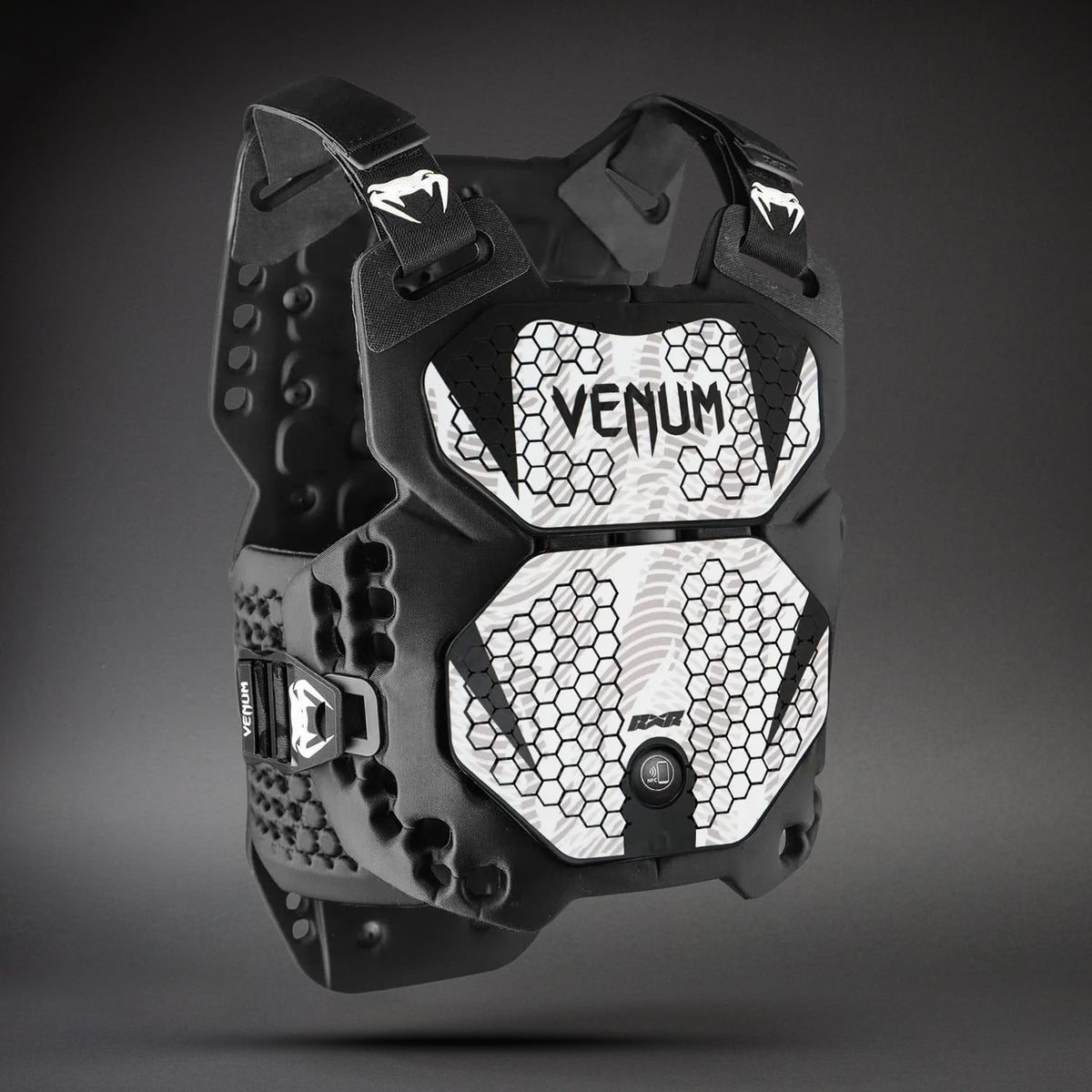 Venum x RXR R-Pro 2 护身甲 - 黑色/白色