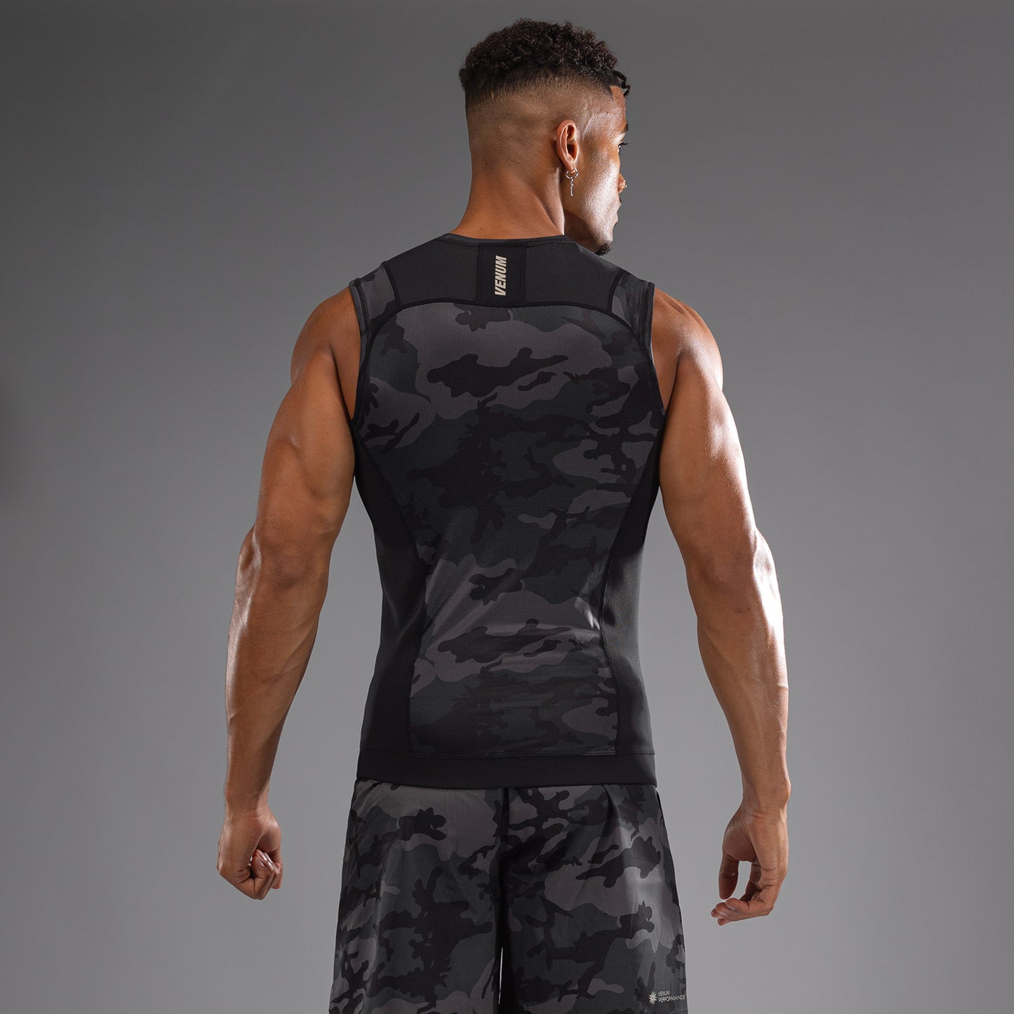 Venum G-Fit Air 男士无袖紧身防磨衣 – 数字城市迷彩