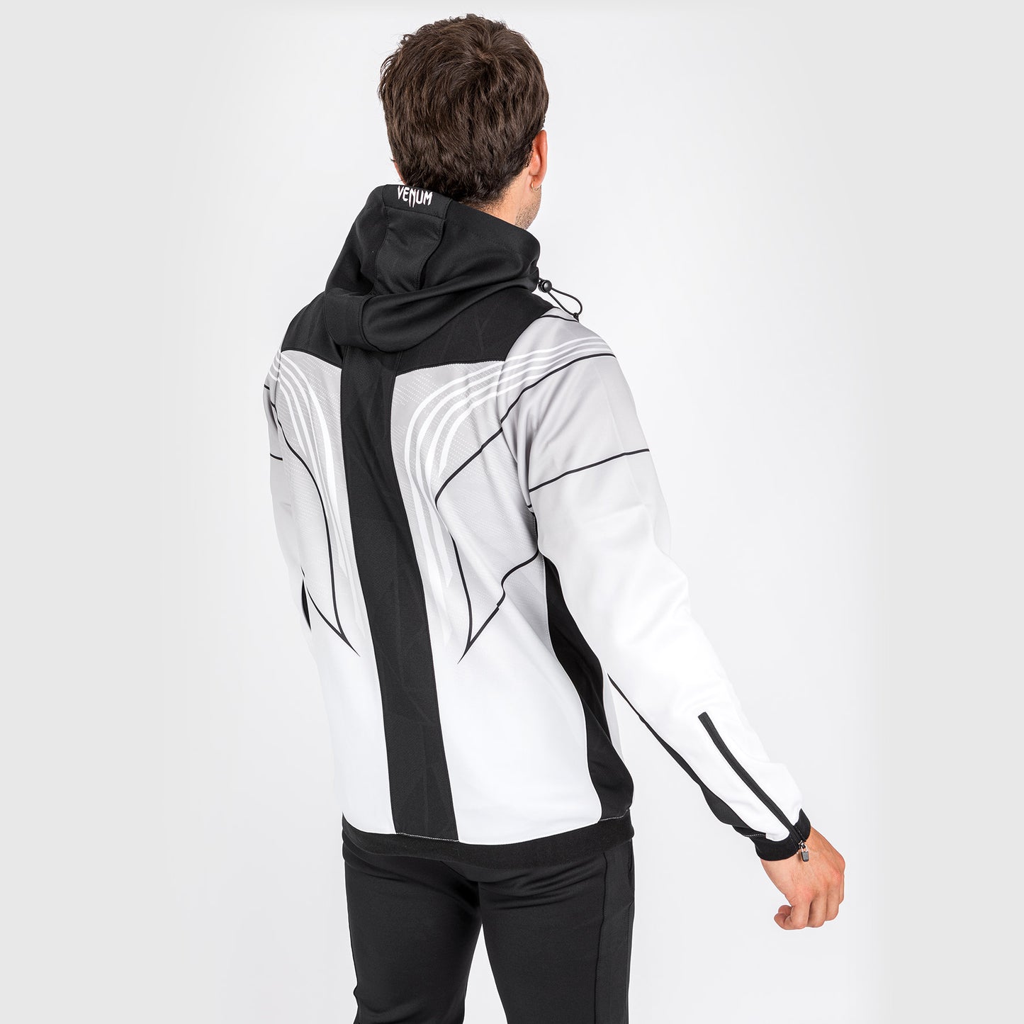 UFC Venum Authentic Fight Night 2.0 Kit by Venum 男士款连帽衫 – 白色