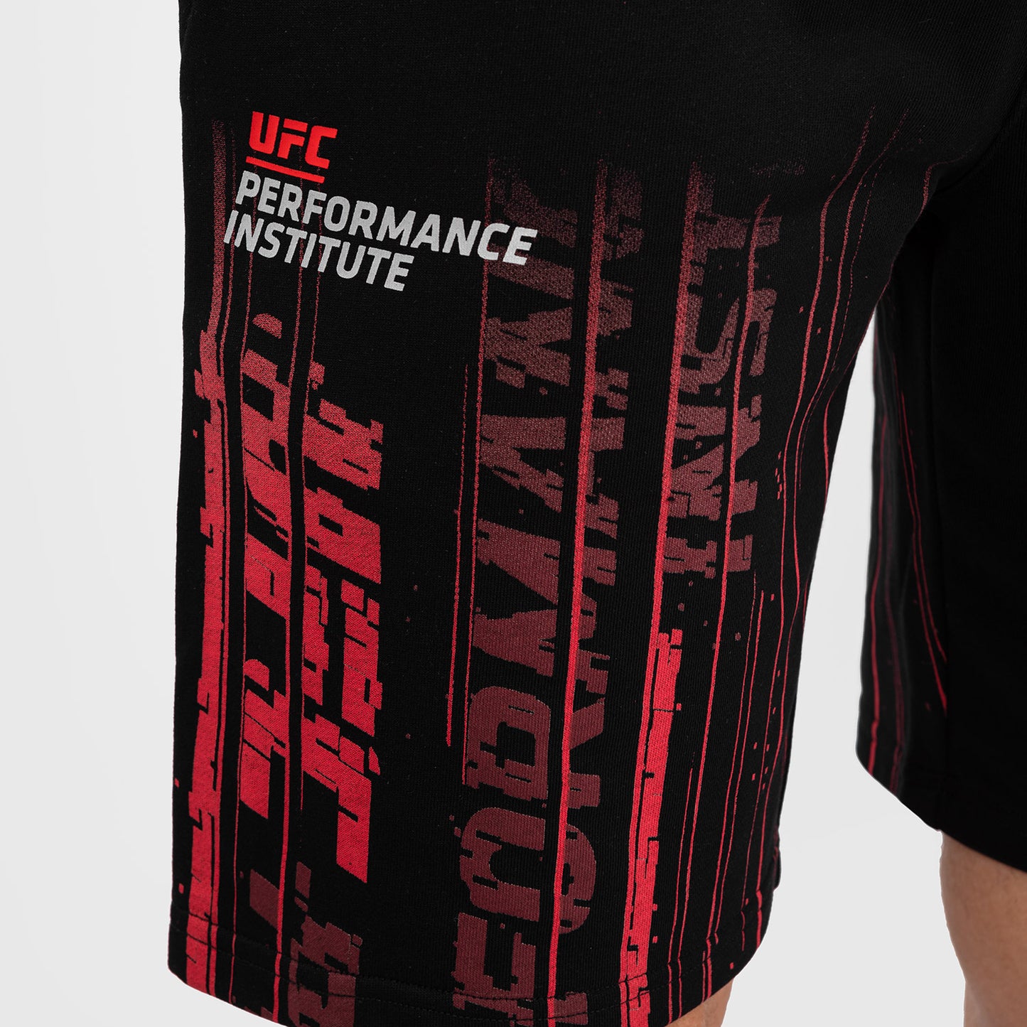 UFC Venum Performance Institute 2.0 男士棉质短裤 – 黑色/红色