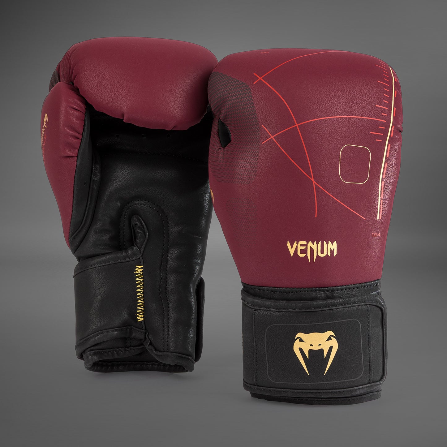 Venum Tactical XT 拳击手套 – 黑色/酒红色/金色