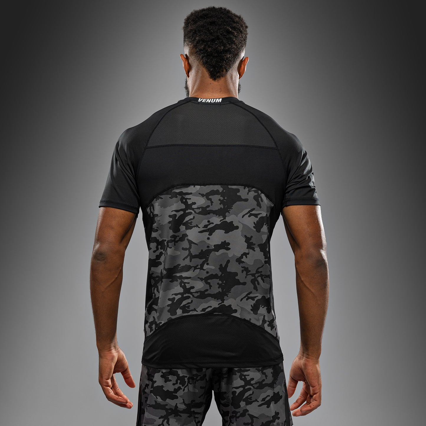 Venum x Polaris Dry Tech T恤 – 黑色/风暴灰