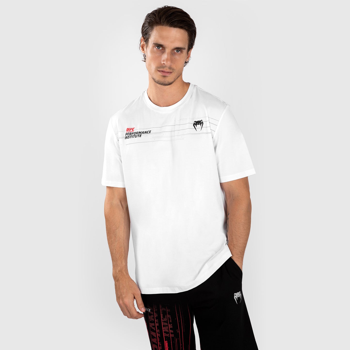 UFC Venum Performance Institute 2.0 男士T恤 – 白色