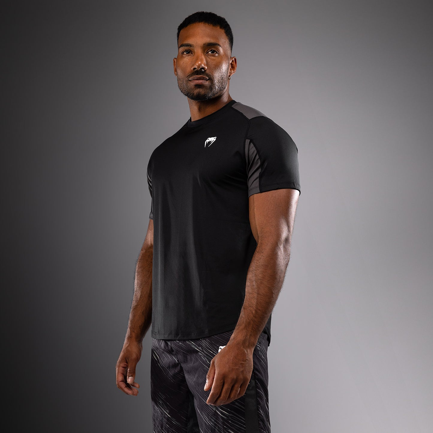 Venum Rapid Dry-Tech T恤 – 黑色/风暴灰