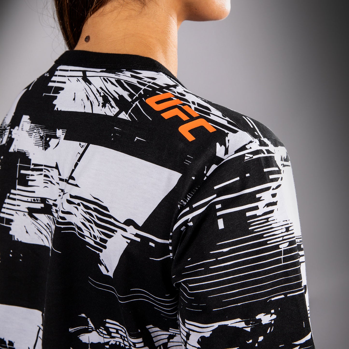 Women’s UFC Zenith by Venum 白色 正品Fight Week 短袖T恤