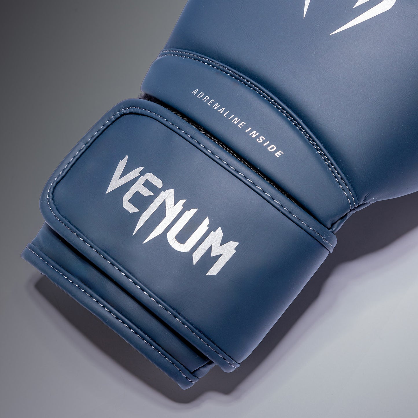 Venum Contender 1.5 拳击手套 – 午夜蓝/银色
