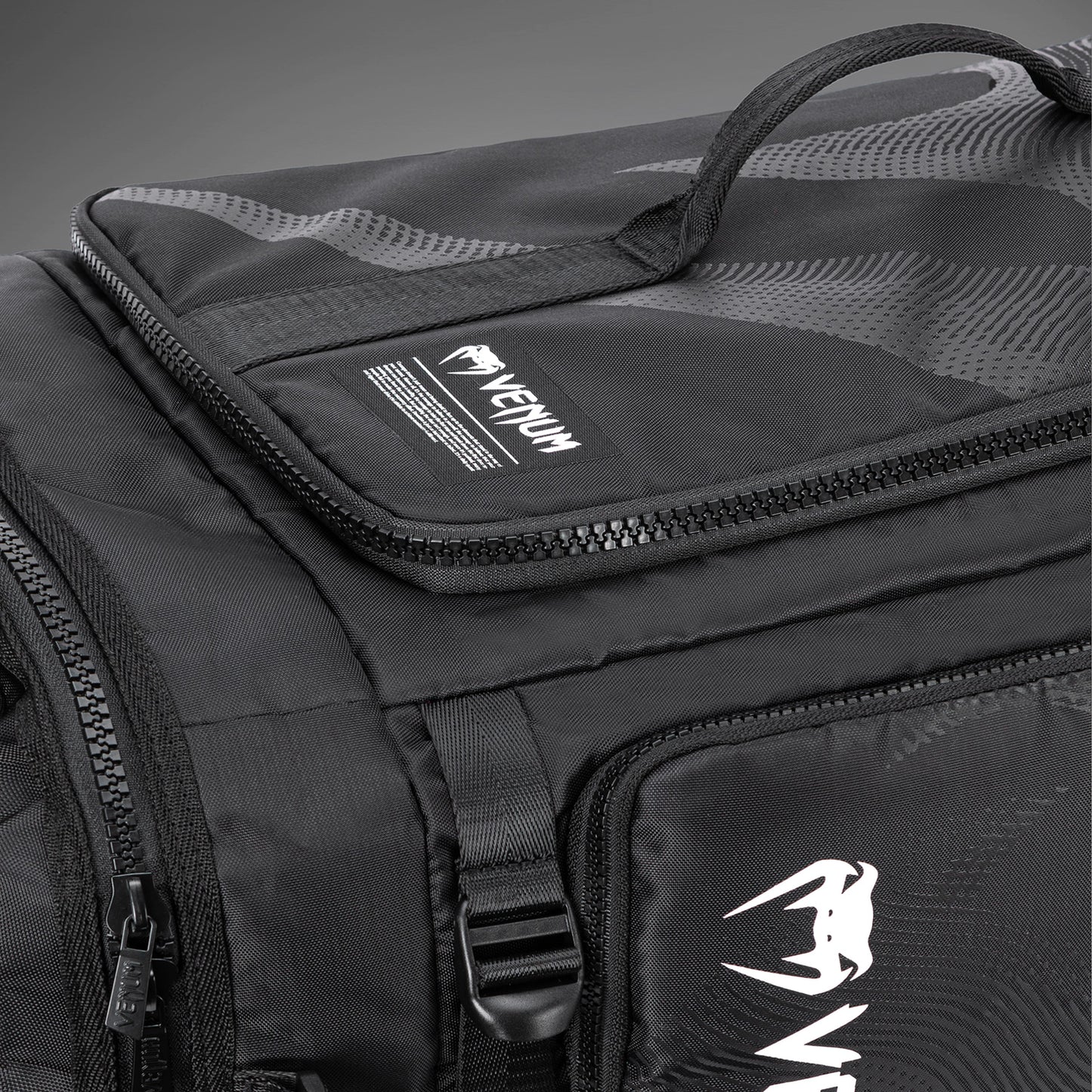 Venum Trainer Hybrid 运动包 – 黑色