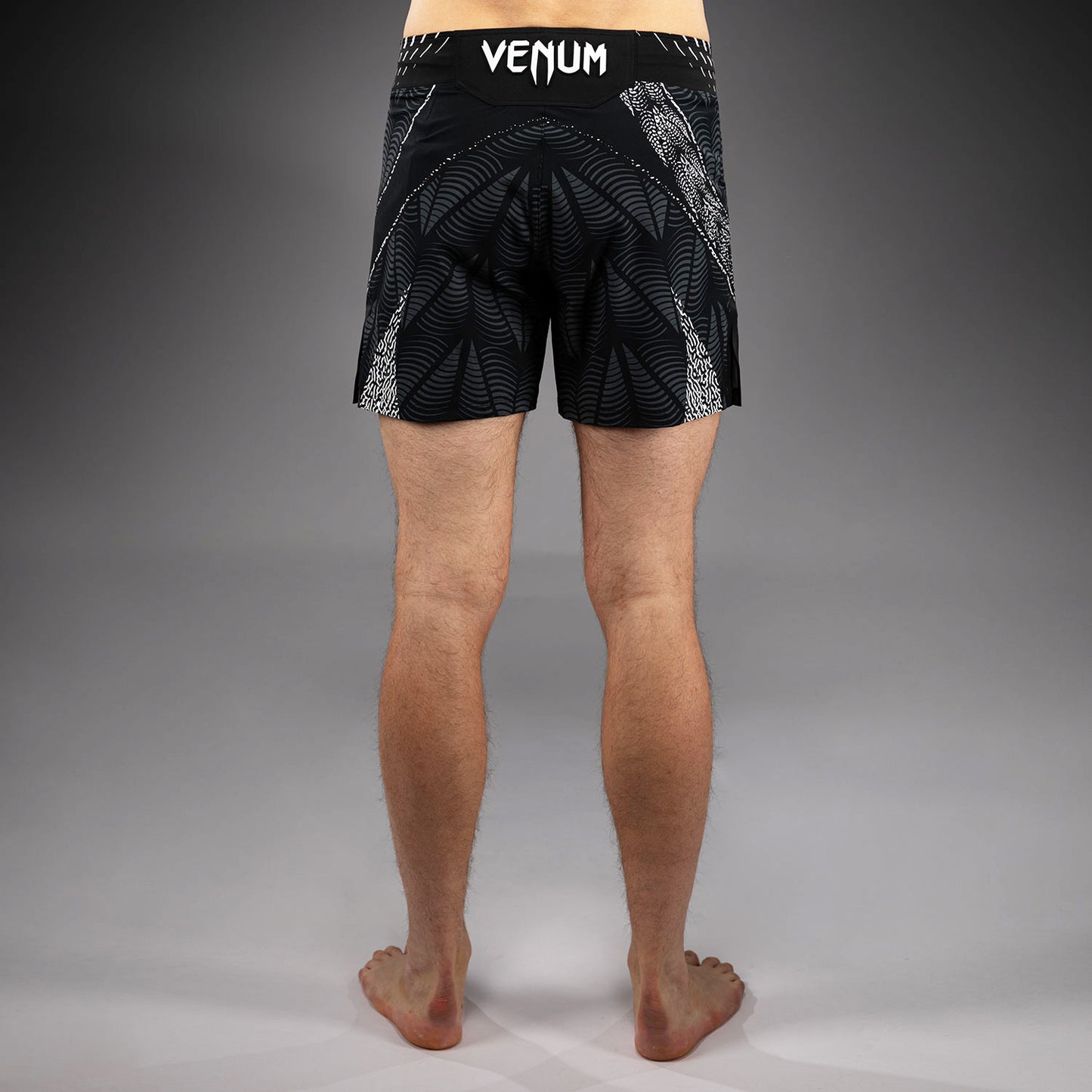 男士款UFC Zenith by Venum 黑色正品实战格斗短裤
