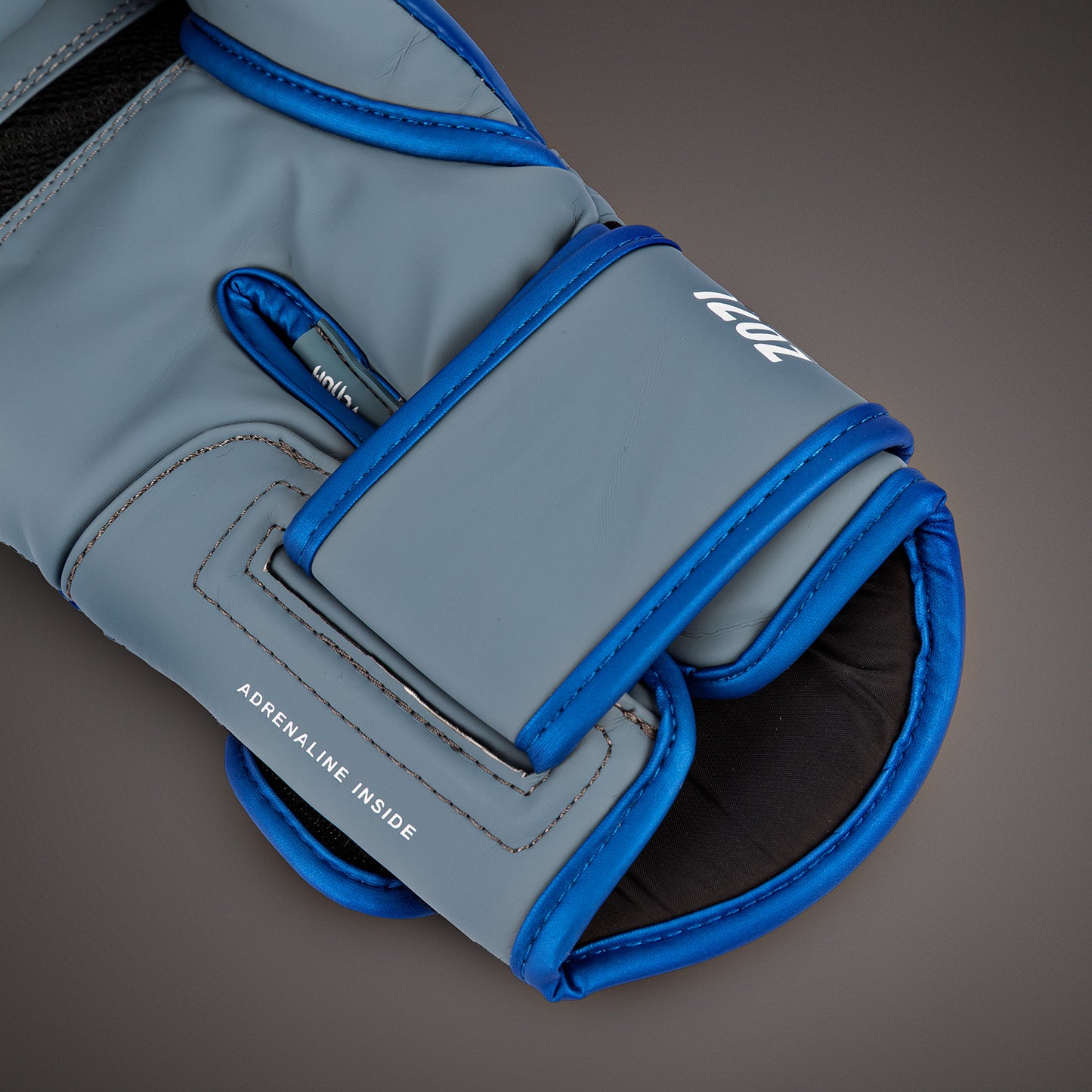 Venum Challenger 4.0 拳击手套 – 卵石灰