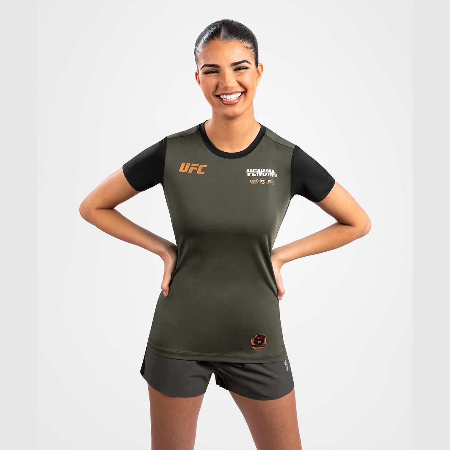 UFC Adrenaline by Venum Fight Week 女士 Dry Tech T恤 – 卡其色/青铜色