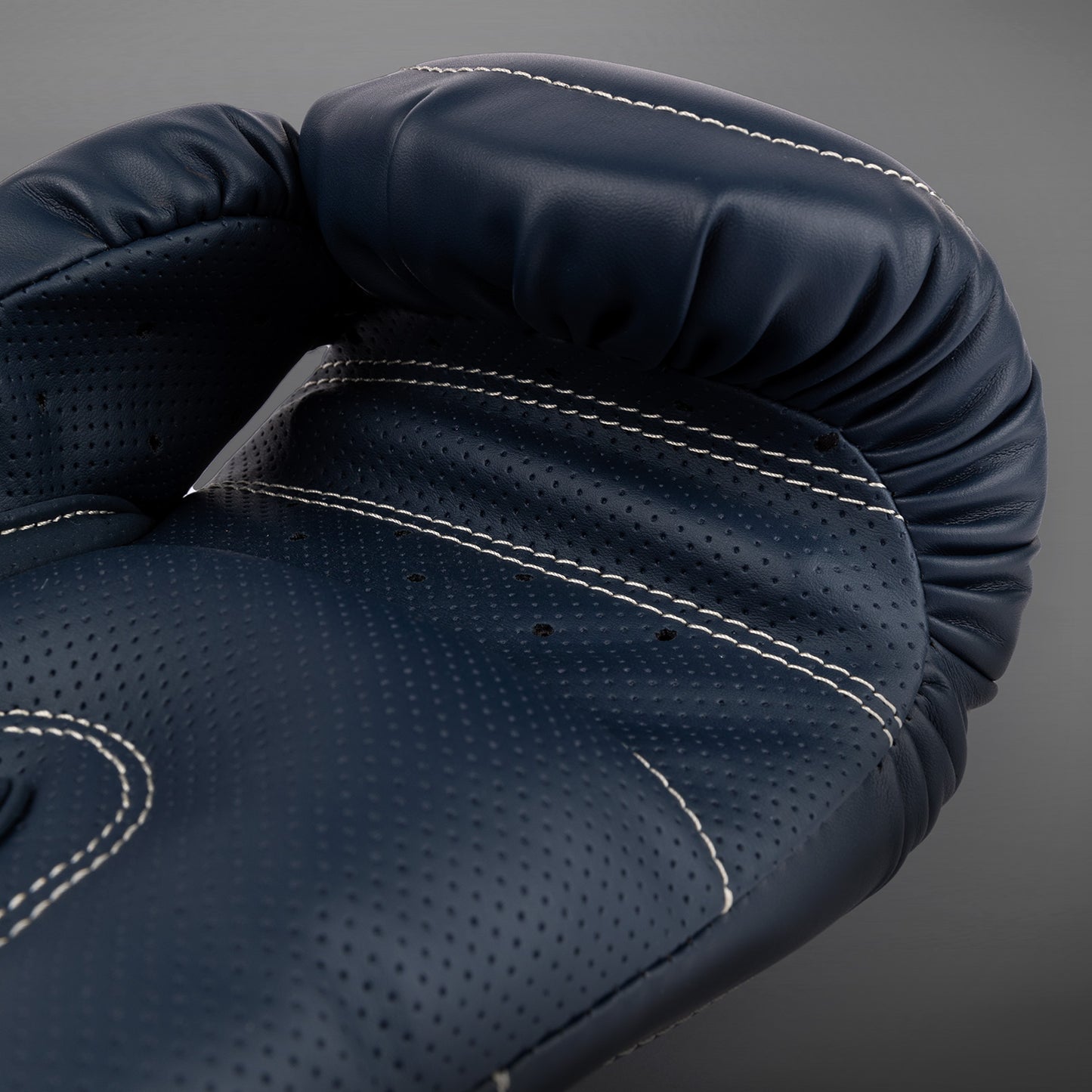 Venum Impact Evo 拳击手套 – 冰蓝色