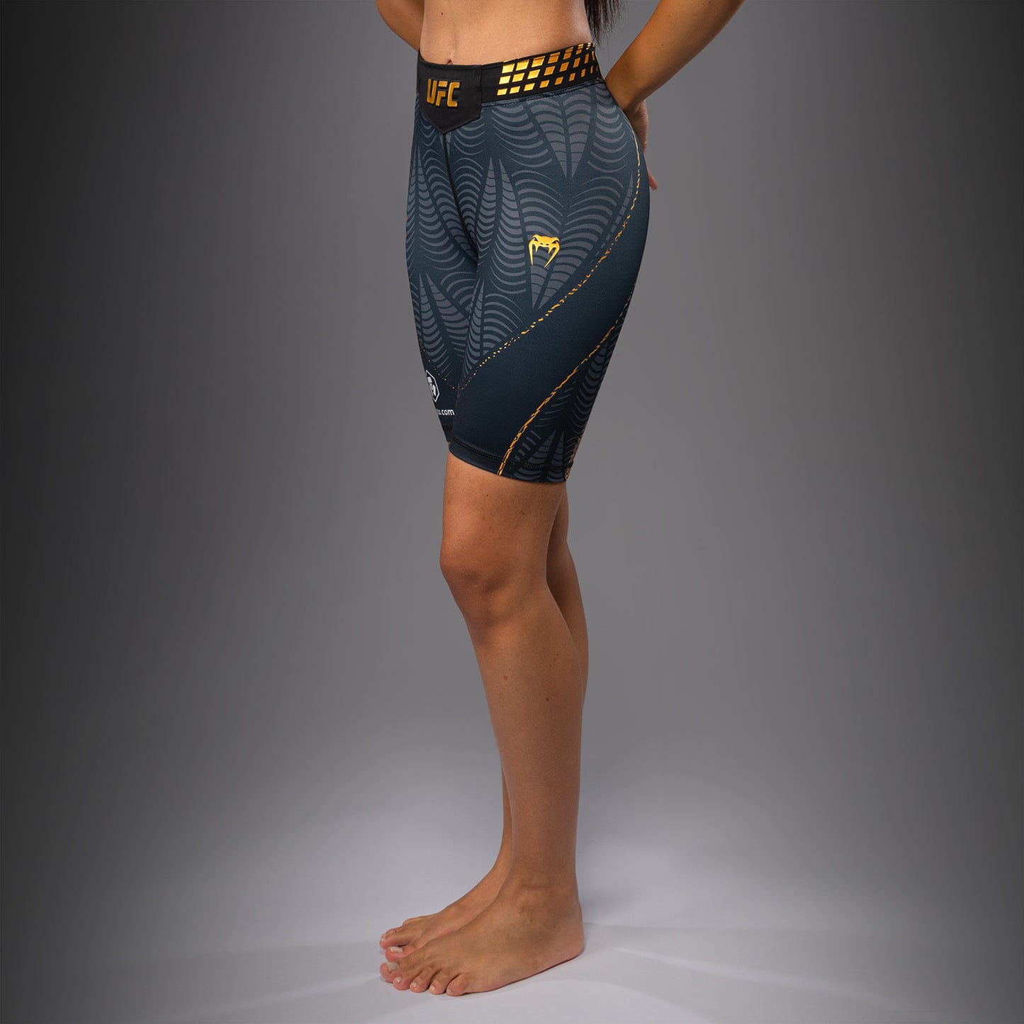 Women's UFC Zenith by Venum Champion Authentic 长款综合格斗短裤