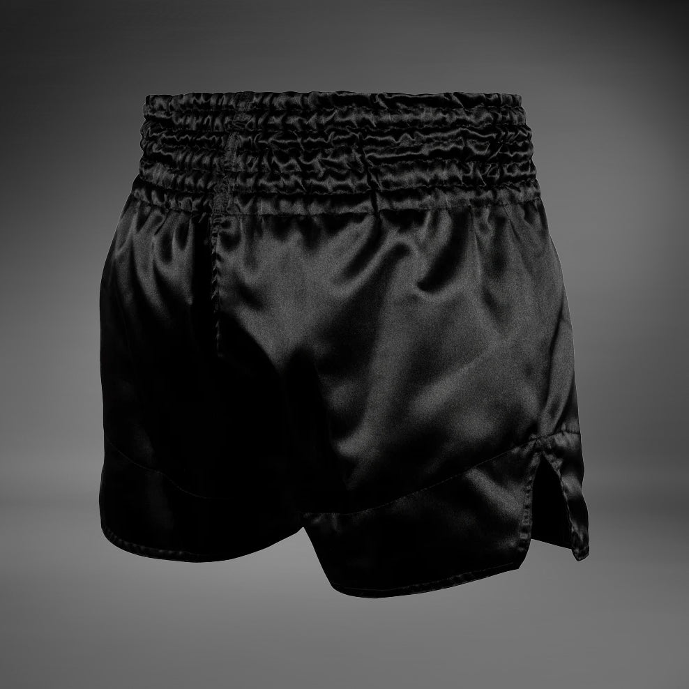 Venum Classic 泰拳短裤 – 黑色/红色