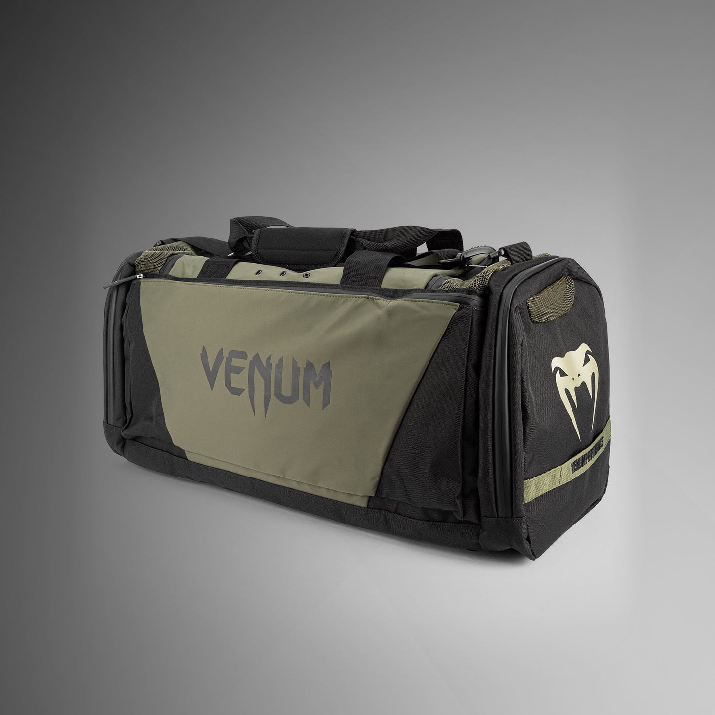 Venum Trainer Lite Evo 运动包（48L）– 卡其色/黑色
