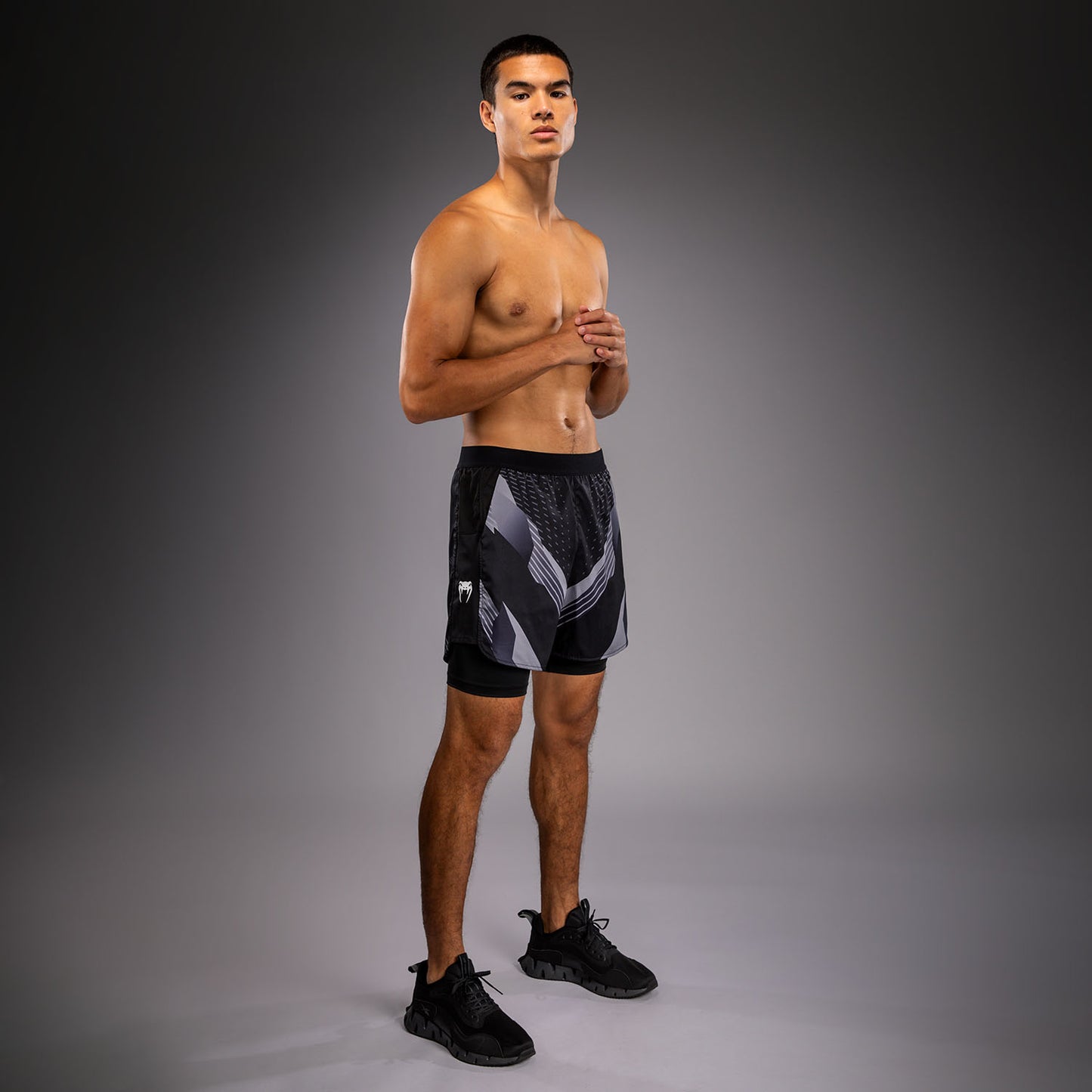 NO-GI 6.0 训练短裤 – 黑色/白色