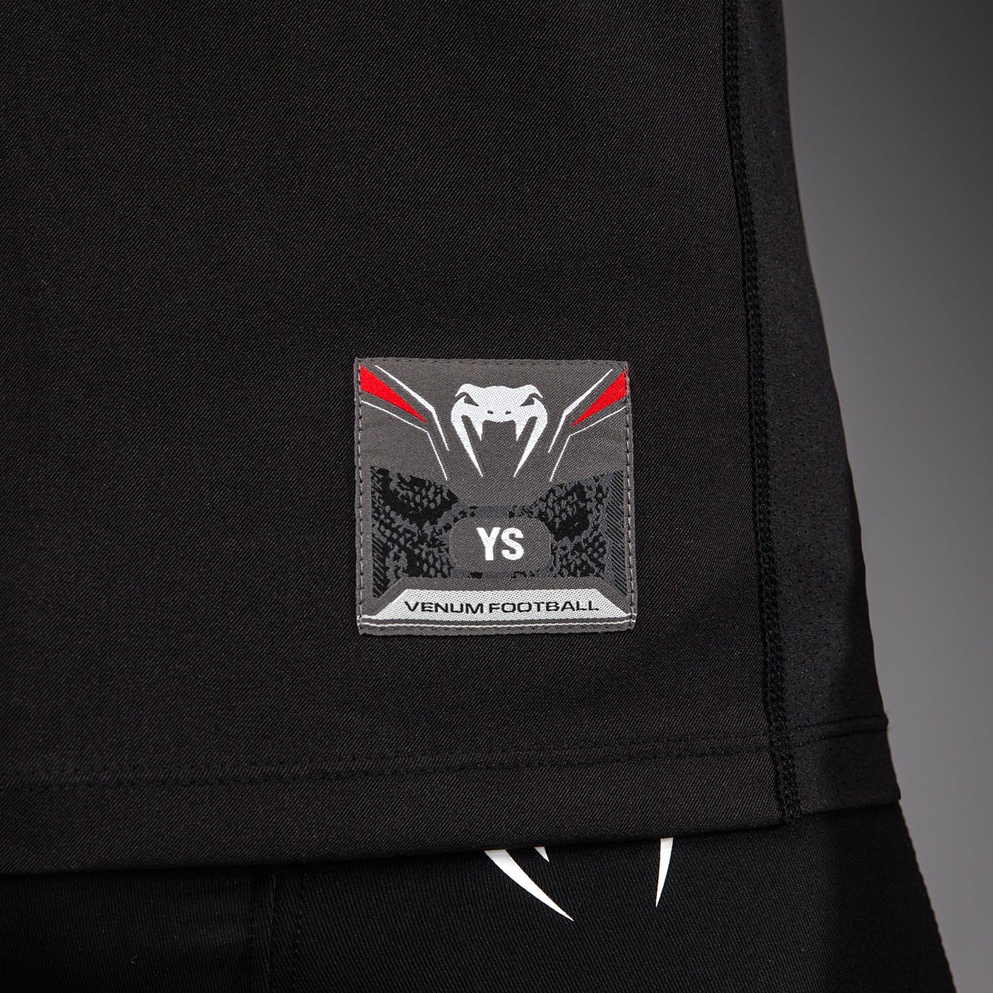 Venum Elite 儿童款足球无袖紧身衣 – 黑色
