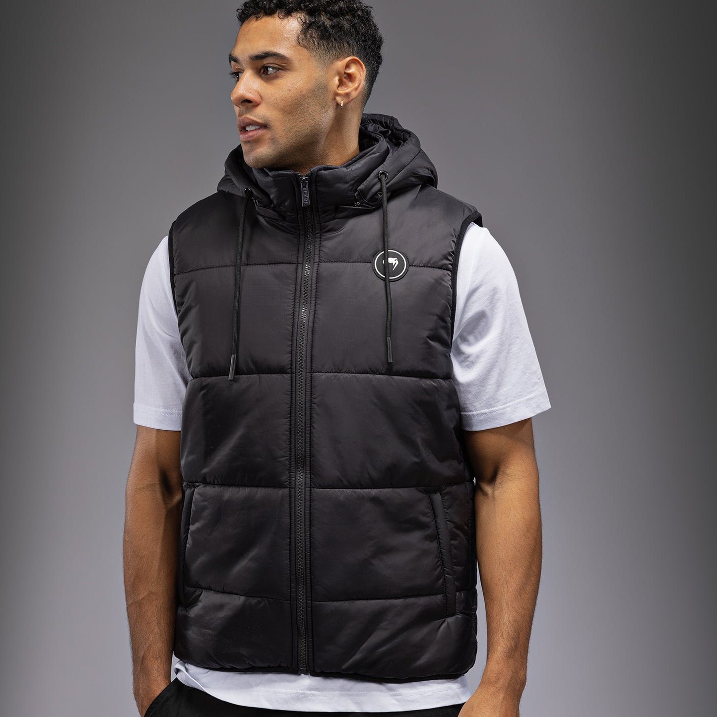 Venum Urban Guard 羽绒背心 – 黑色