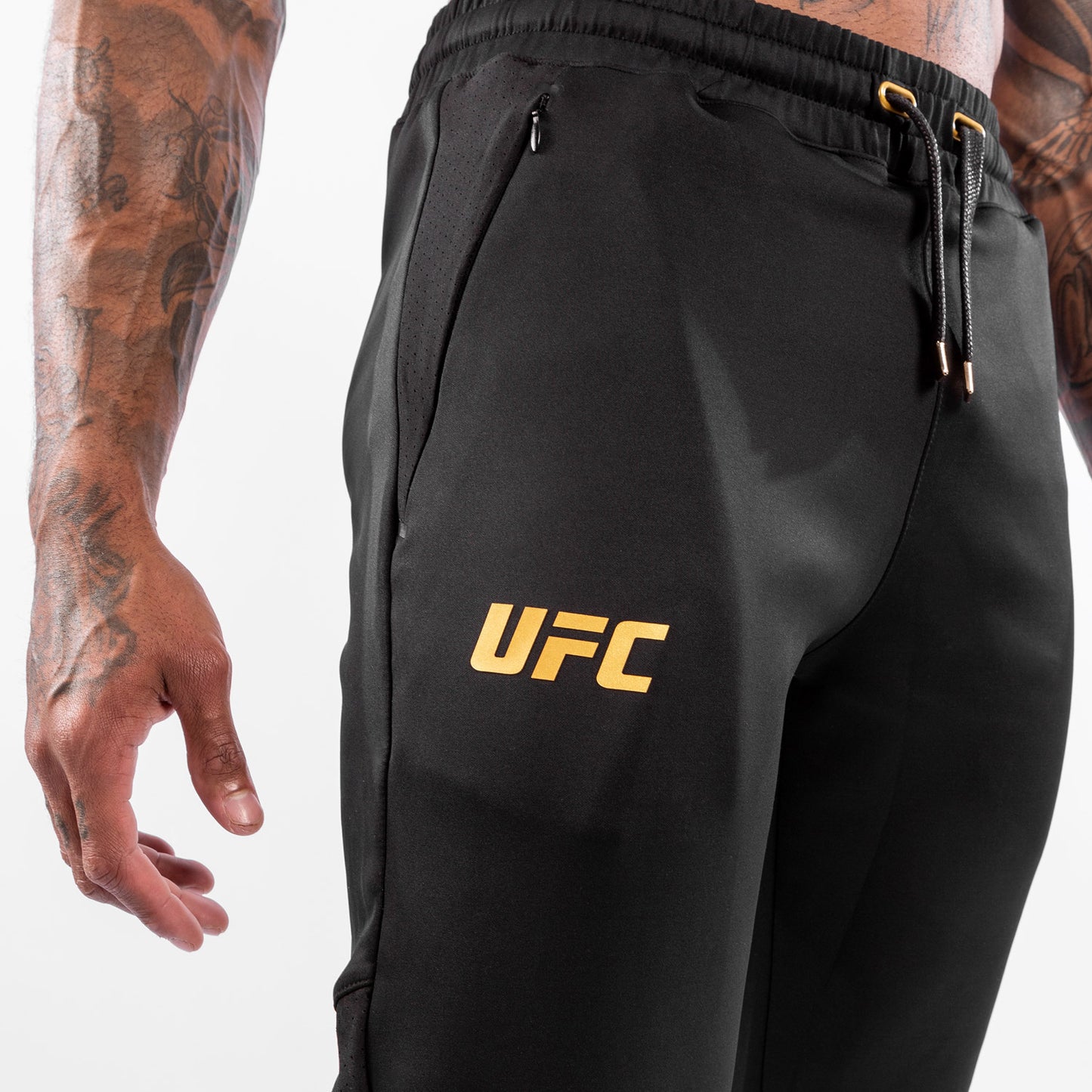 UFC Venum Authentic Fight Night 男士款长裤–冠军
