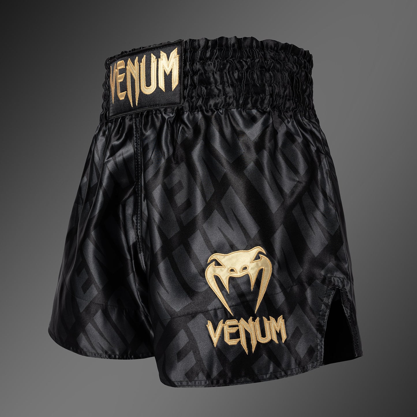 Venum Contender XT 泰拳短裤 – 黑色/金色