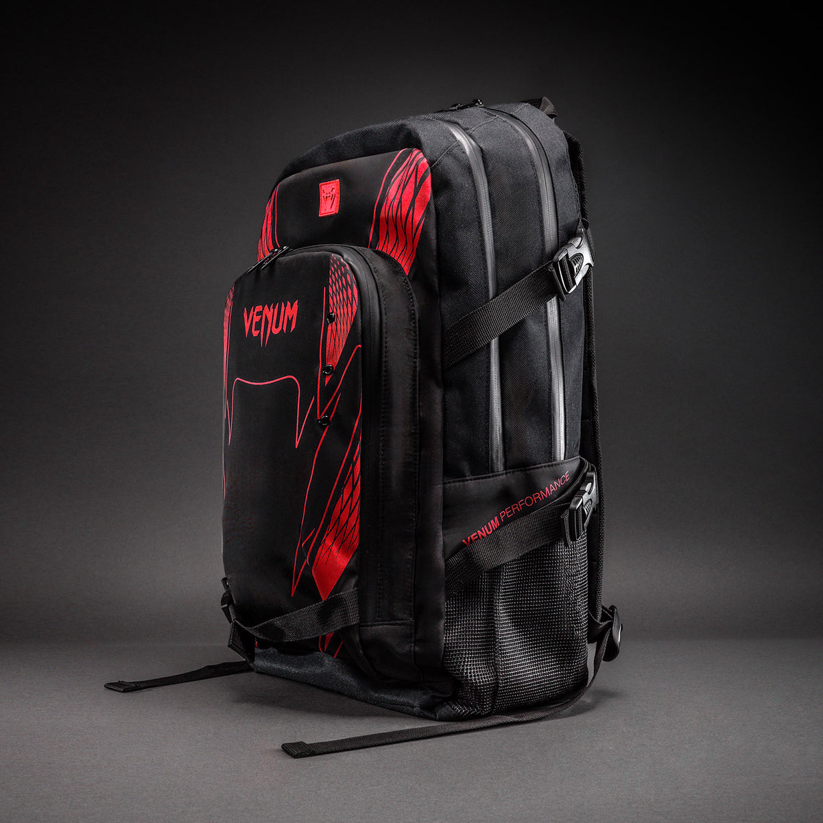 Venum Amazonia Reborn 双肩背包 (15-25 L) - 黑色/红色