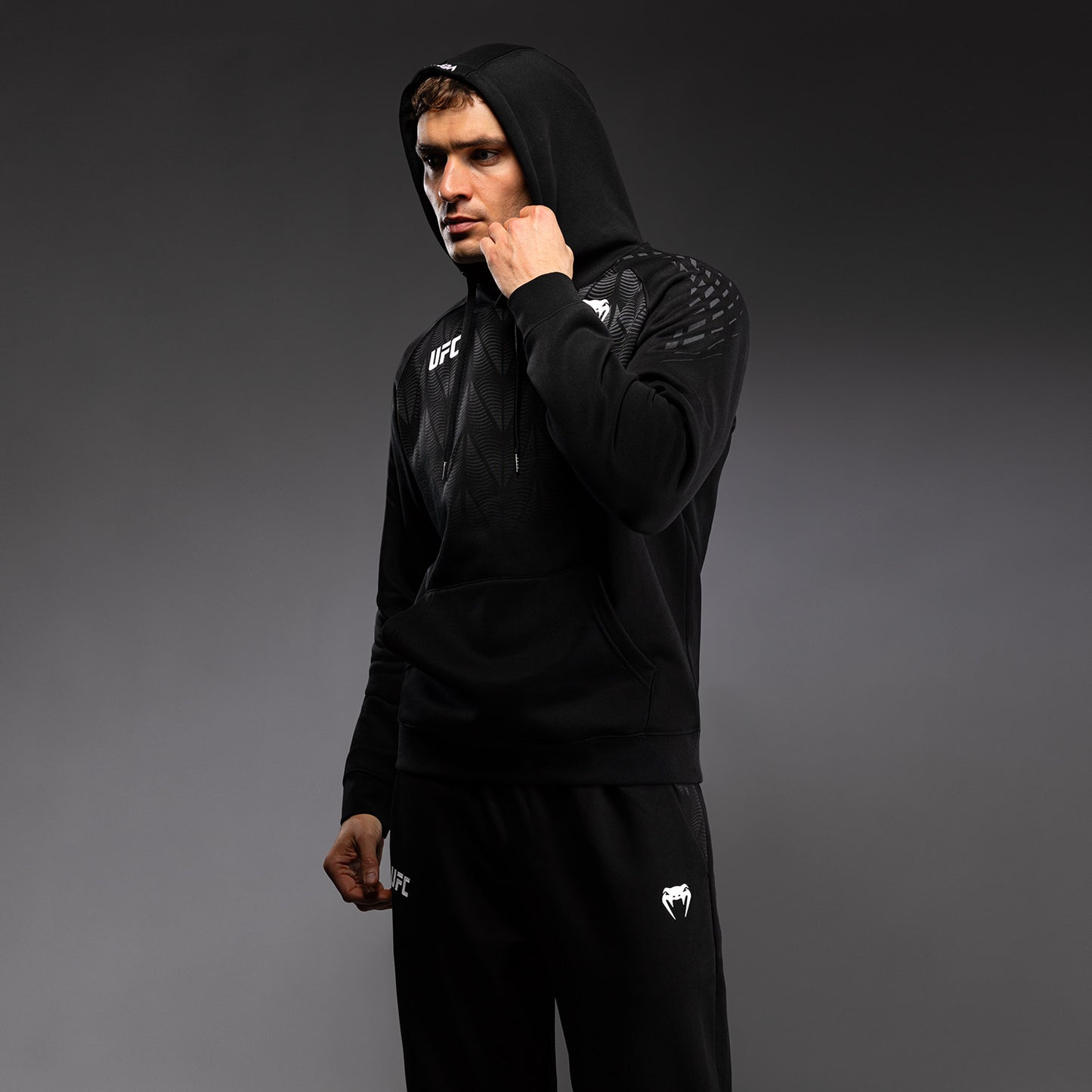 男士Venum UFC Zenith 仿制款黑色连帽衫