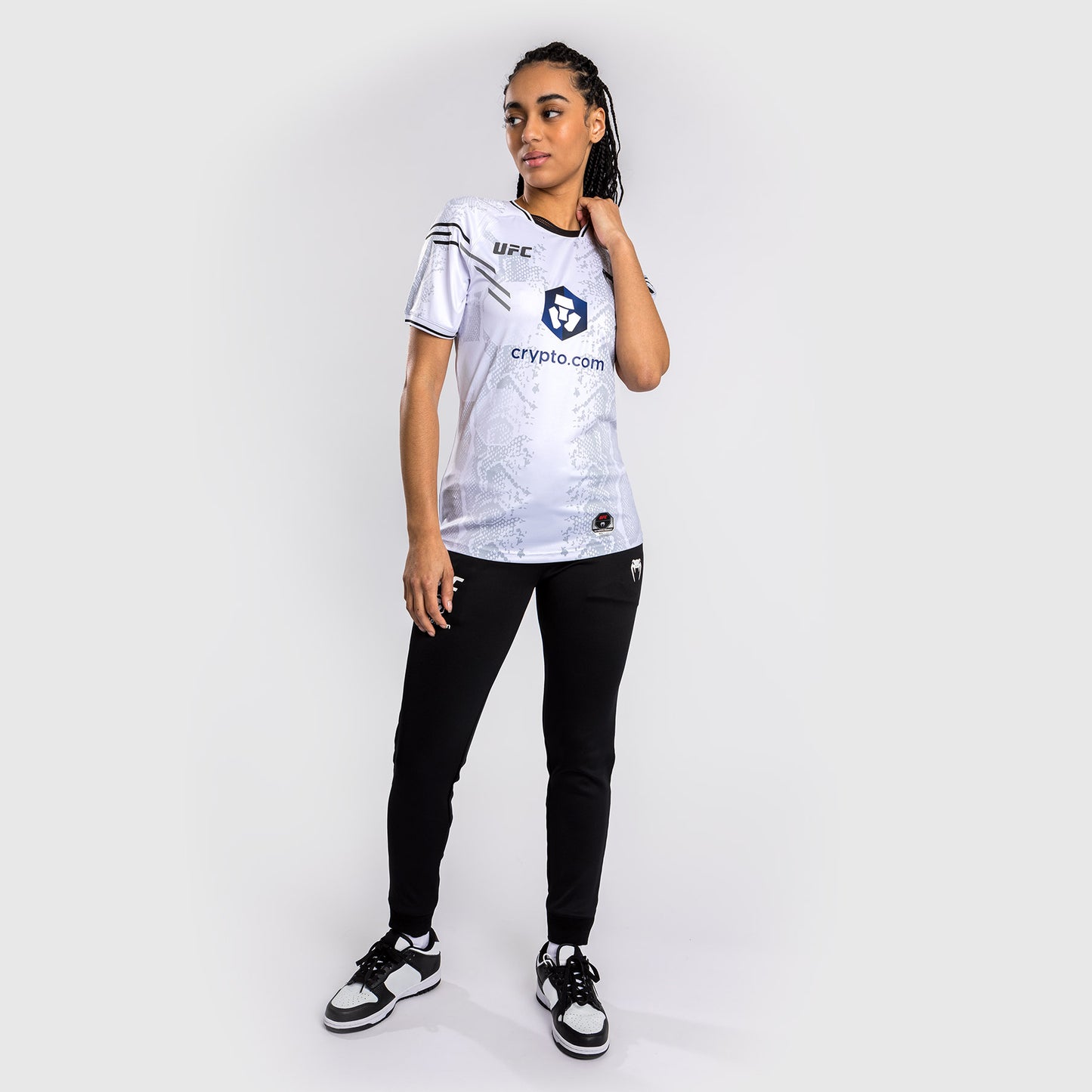 UFC Adrenaline by Venum Authentic Fight Night 女士款出场球衣 – 白色