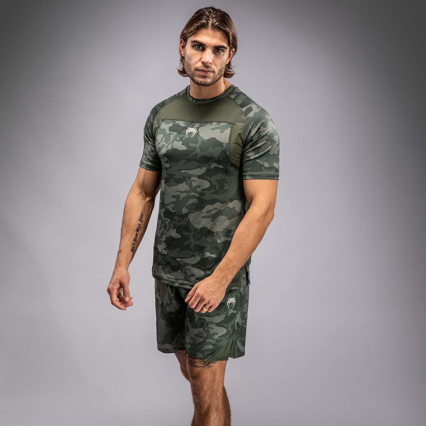 Venum G-Fit Air 男士 Dry-Tech T恤 – 军绿色迷彩