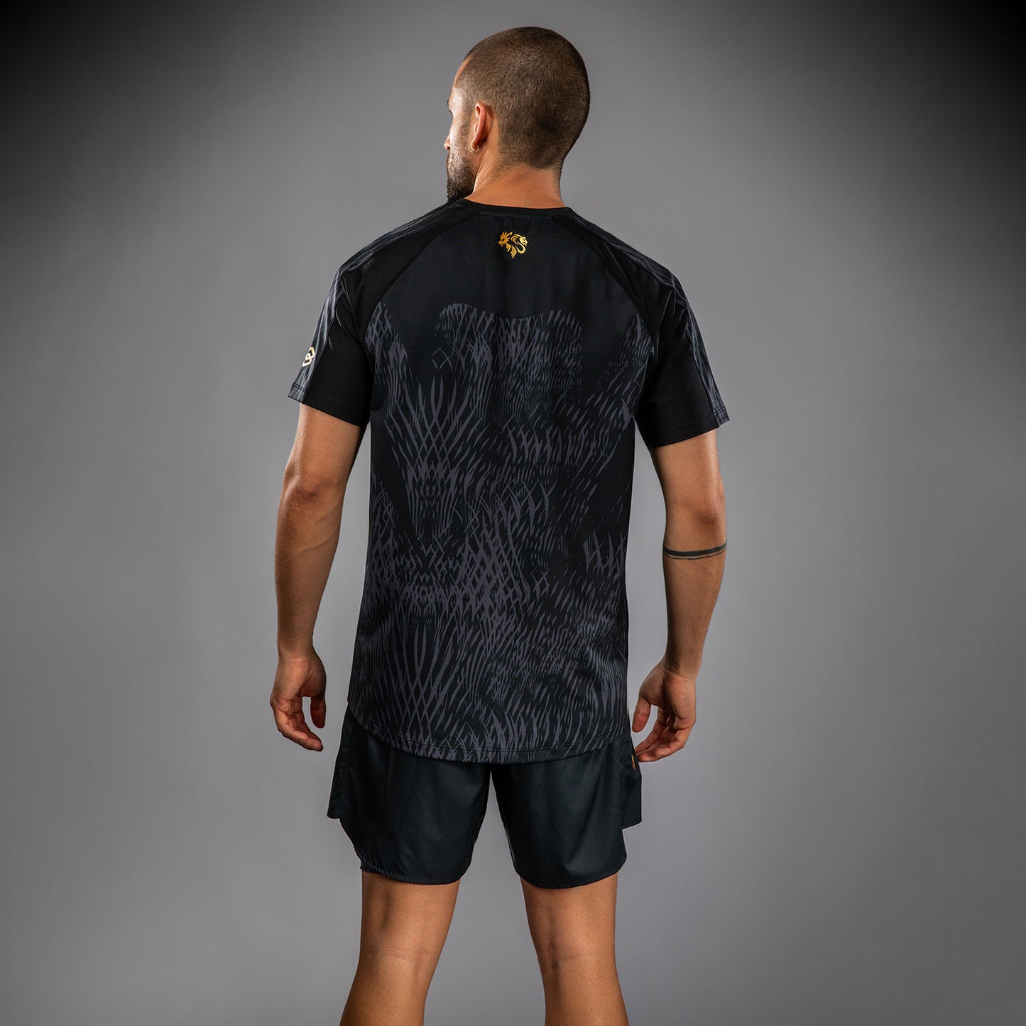 Venum x Chimaev Dry Tech T恤 – 黑色/灰色